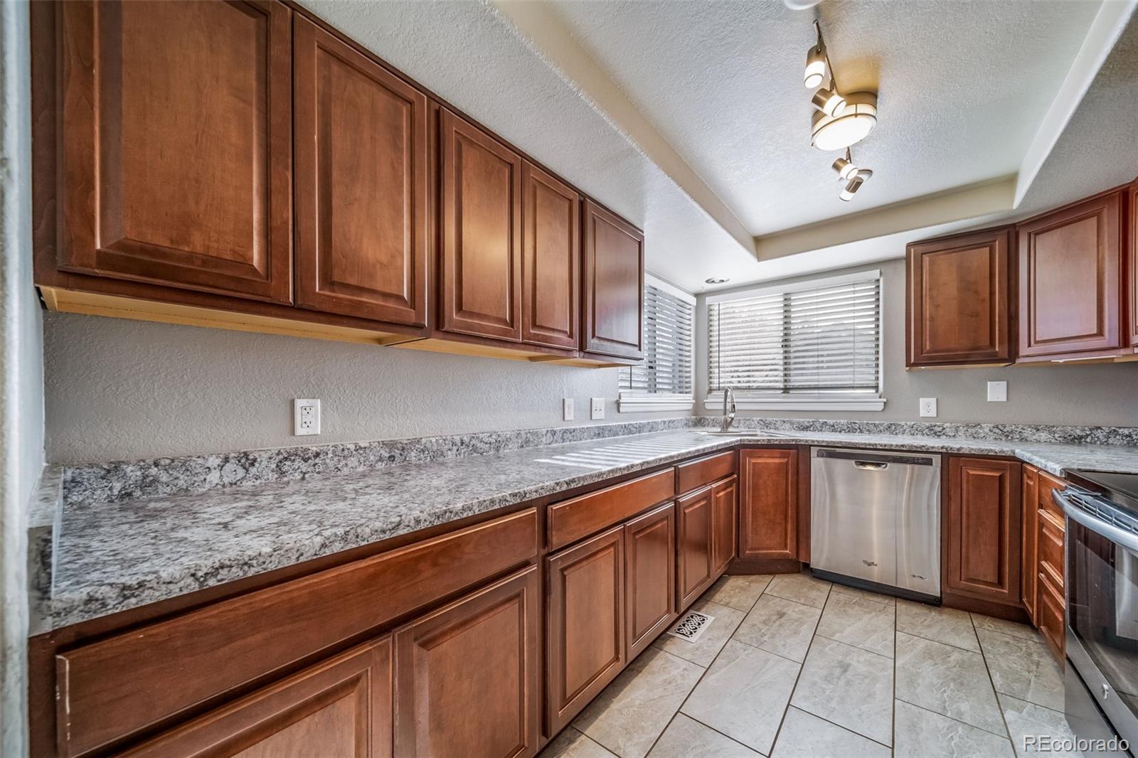 MLS Image #18 for 3825  dyanna drive,thornton, Colorado