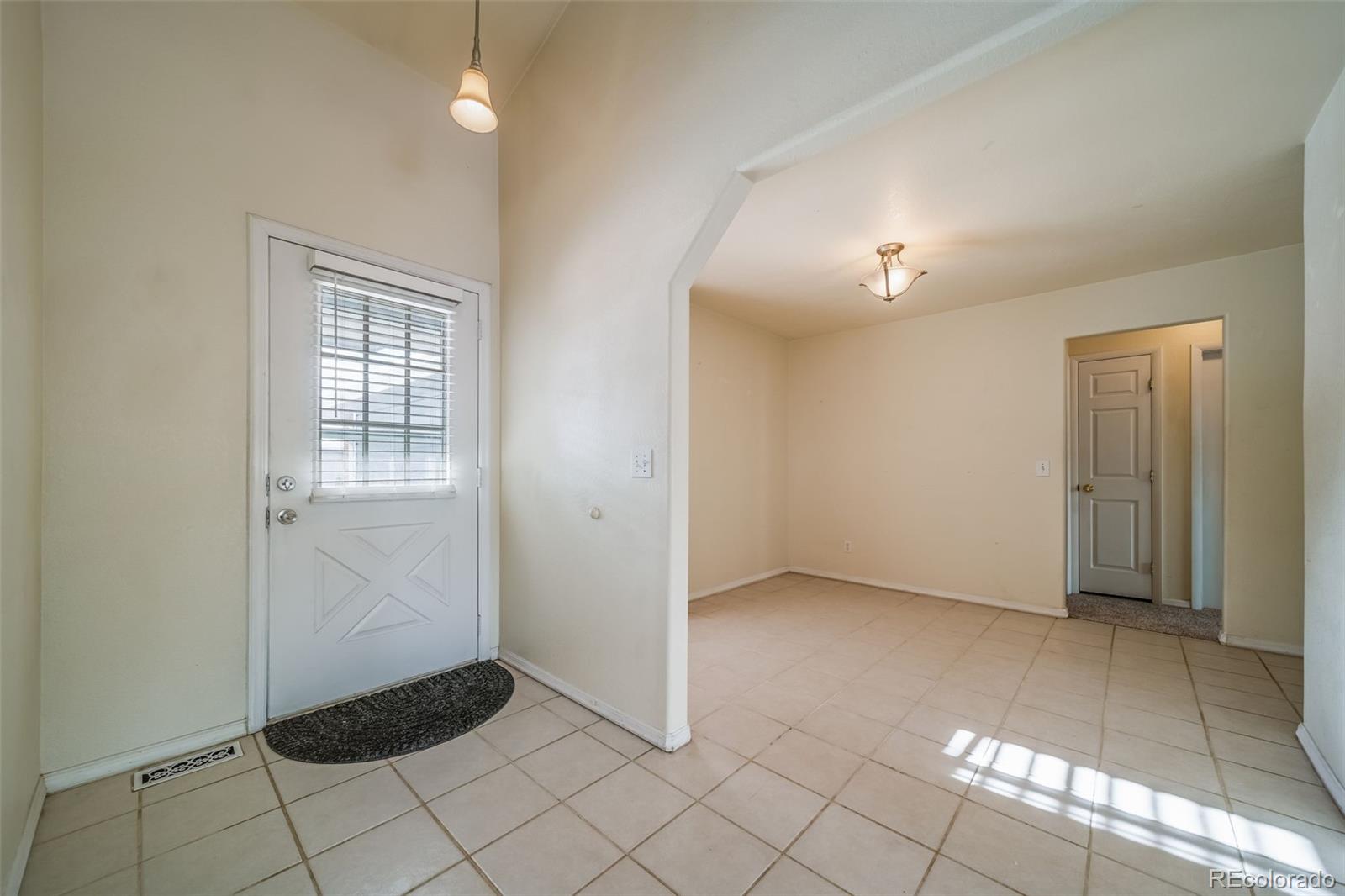 MLS Image #7 for 3825  dyanna drive,thornton, Colorado