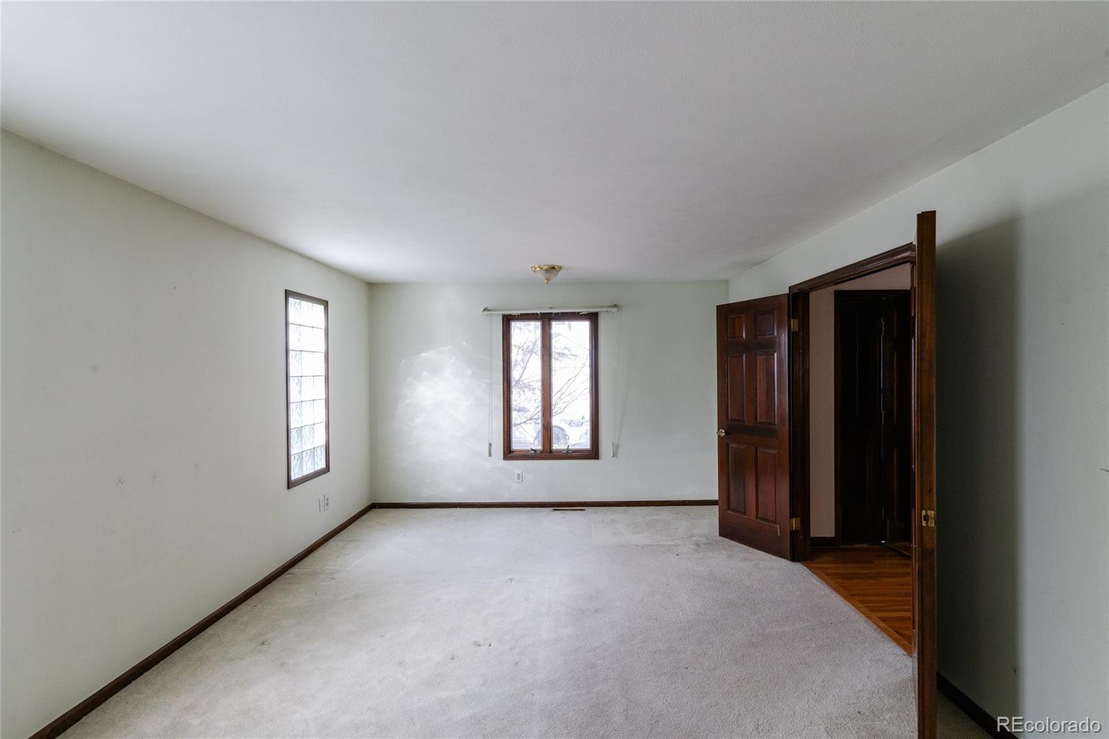MLS Image #10 for 12280 e vassar drive,aurora, Colorado