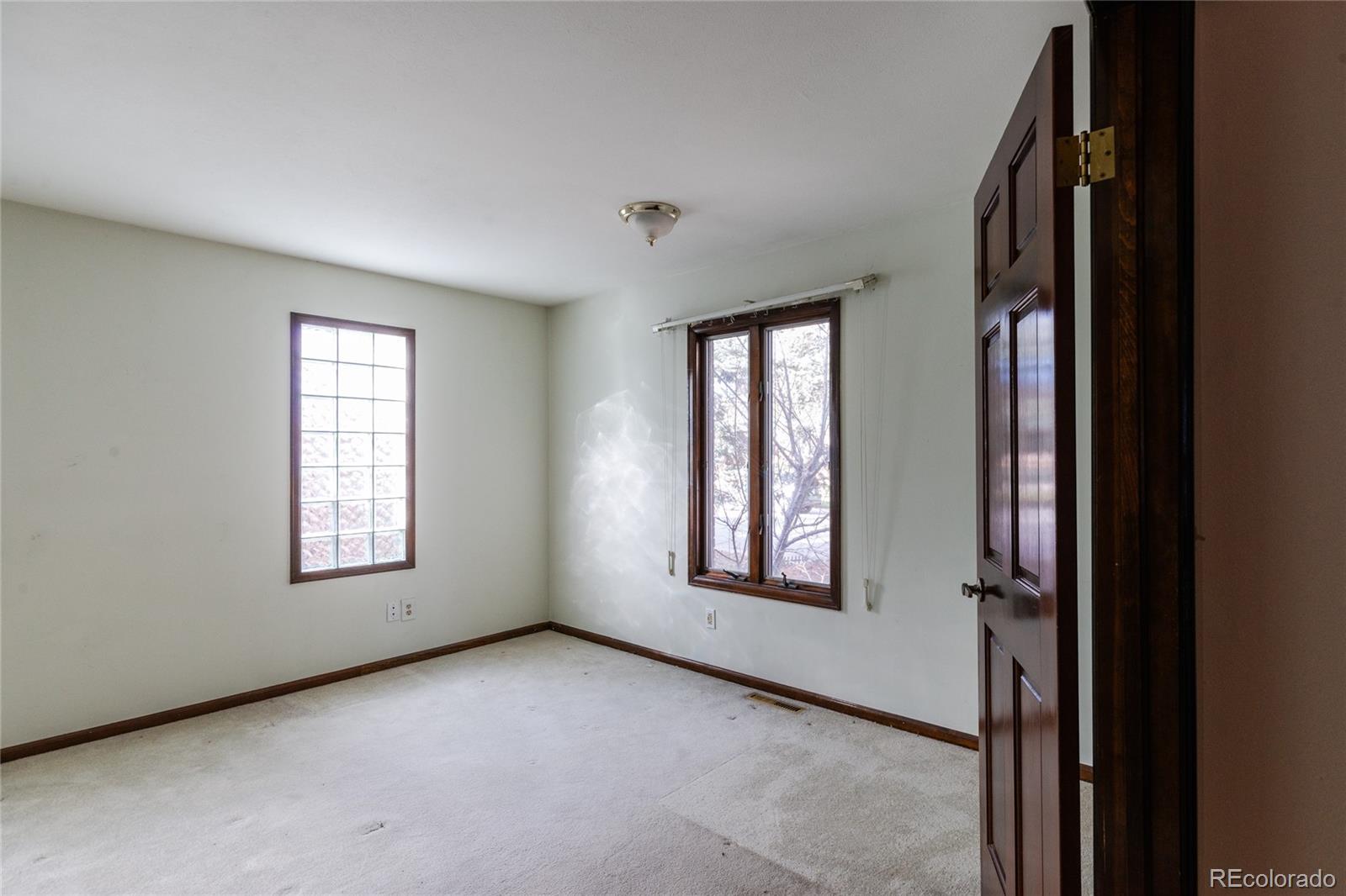 MLS Image #9 for 12280 e vassar drive,aurora, Colorado