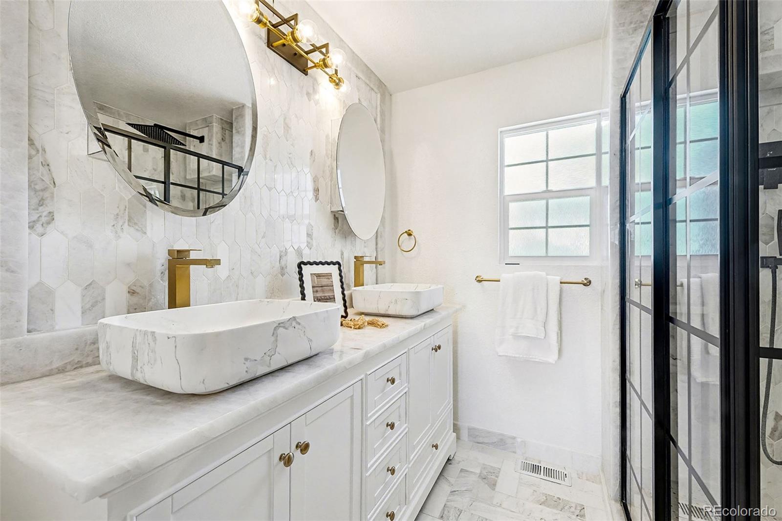 MLS Image #13 for 3900 n jebel street,denver, Colorado