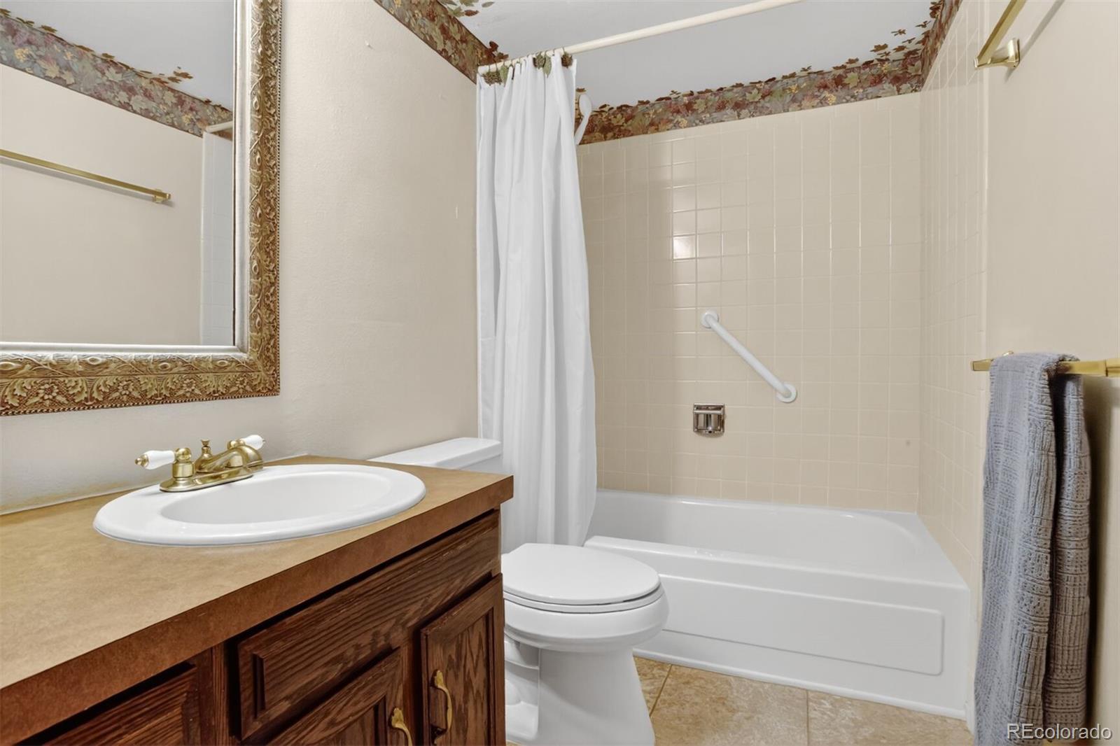 MLS Image #20 for 7933 s trenton street,centennial, Colorado