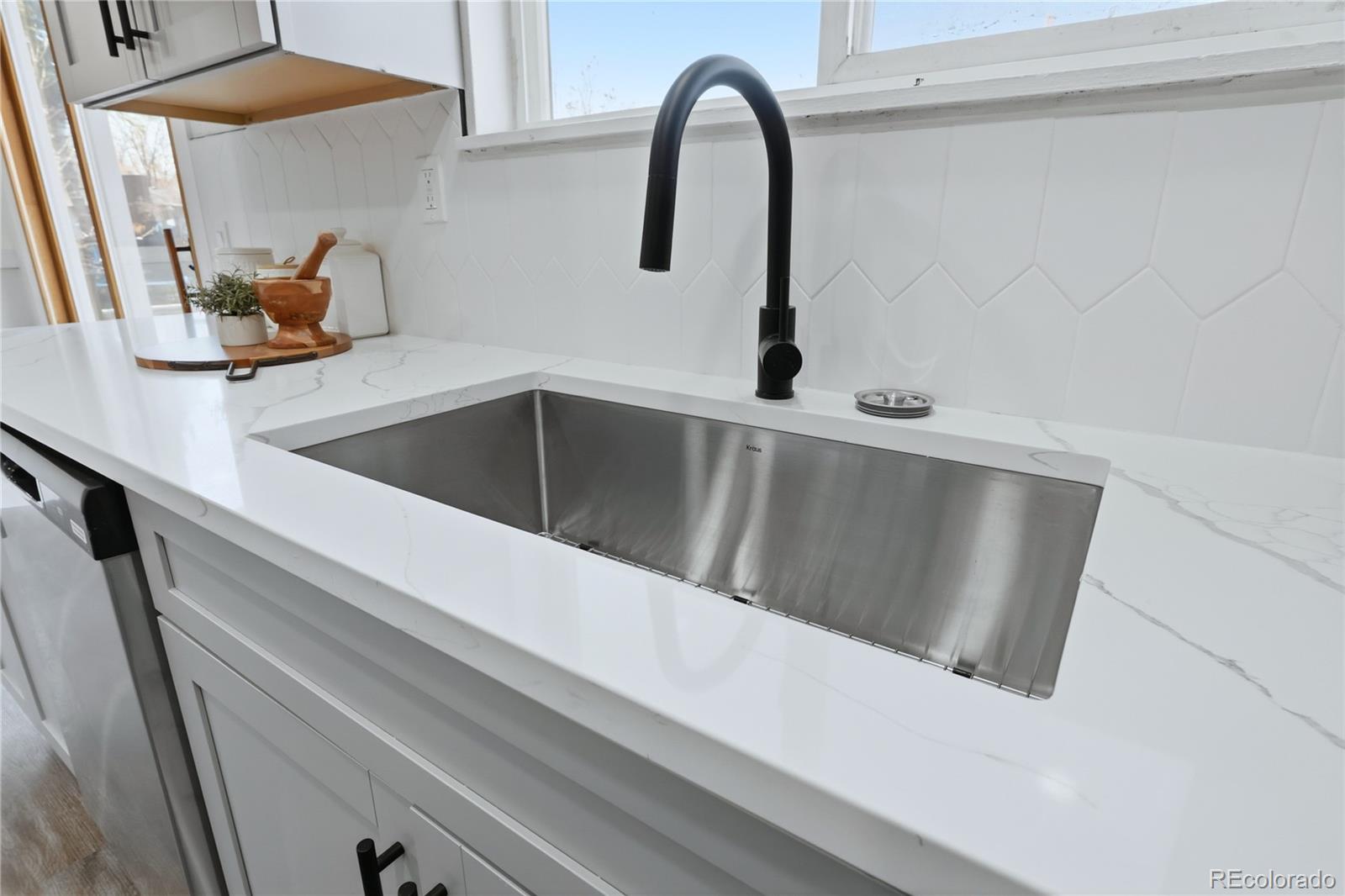 MLS Image #10 for 3173 s nucla street,aurora, Colorado