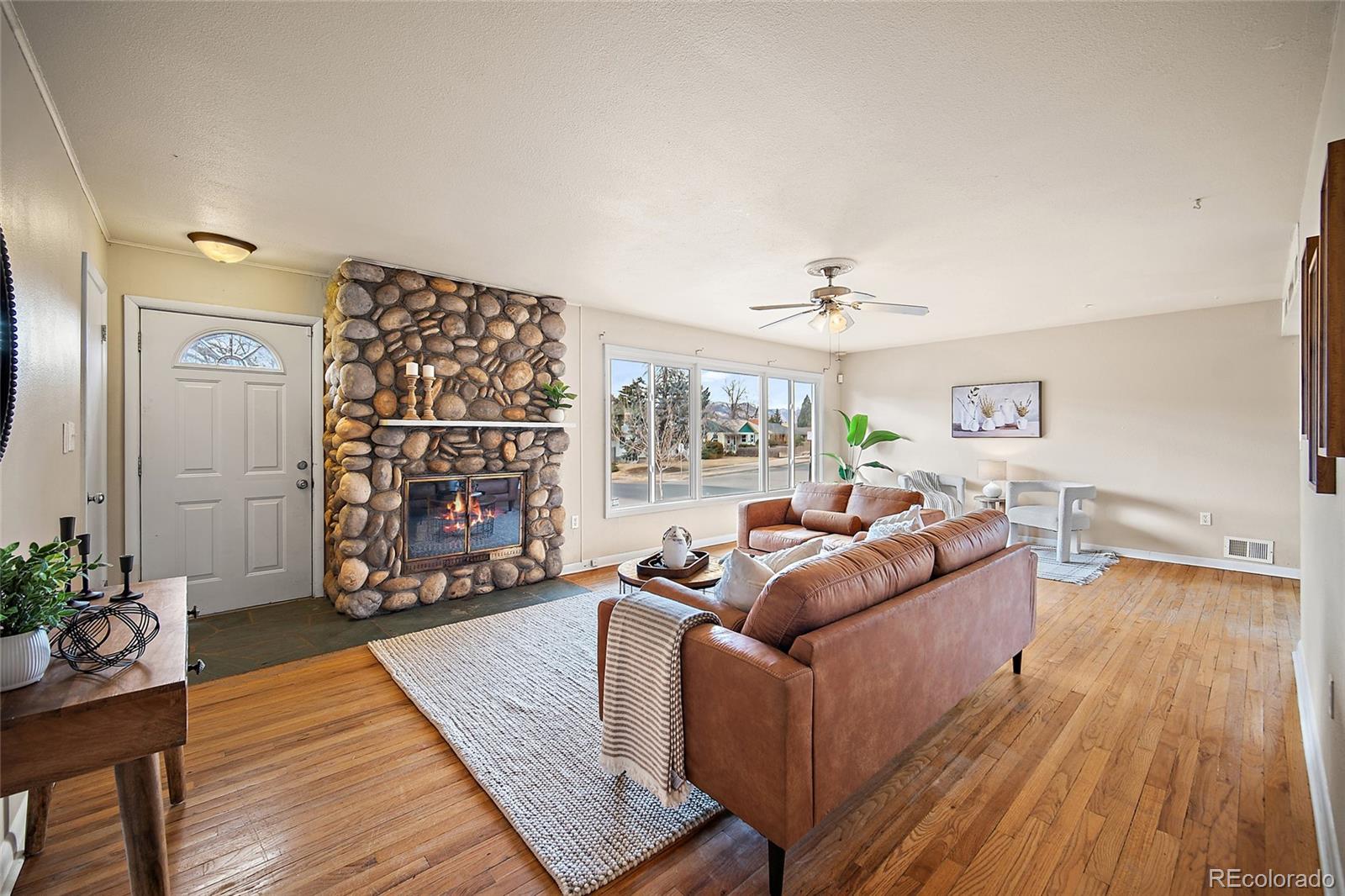 MLS Image #3 for 1133  farragut avenue,colorado springs, Colorado