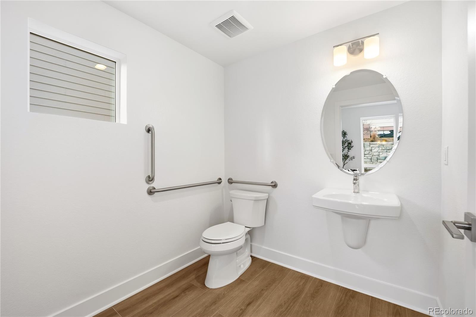 MLS Image #12 for 10916 e hinsdale circle,englewood, Colorado
