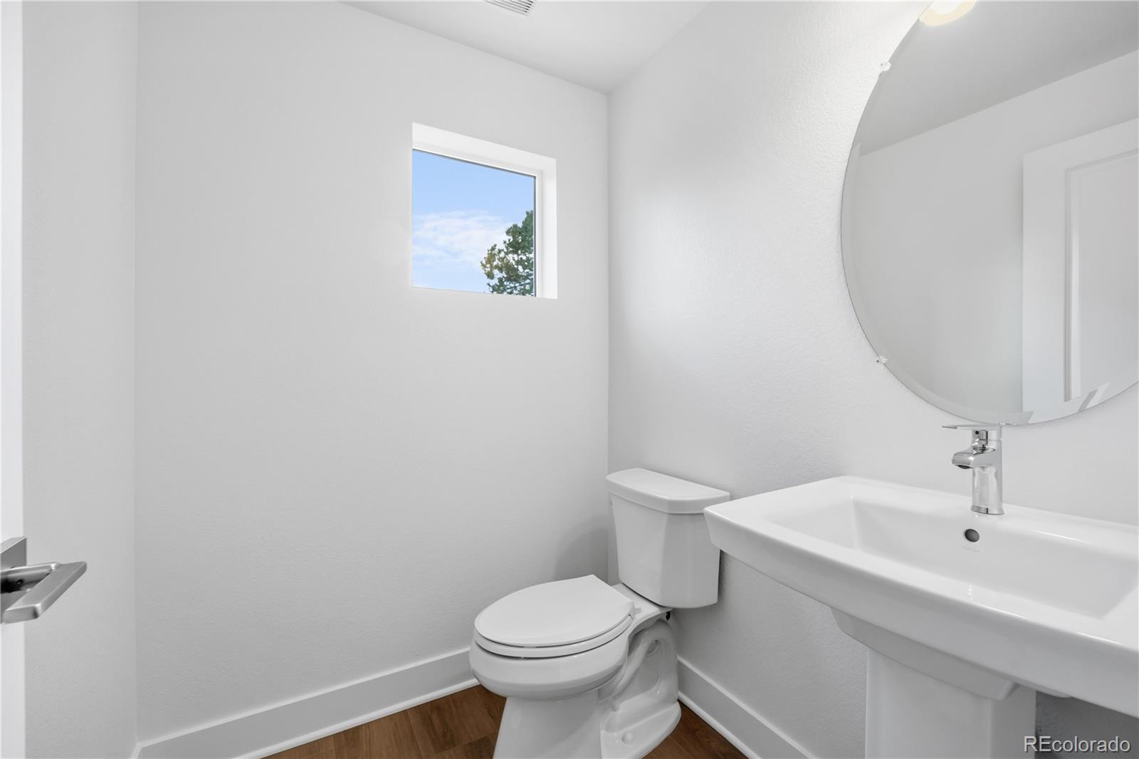 MLS Image #13 for 10916 e hinsdale circle,englewood, Colorado