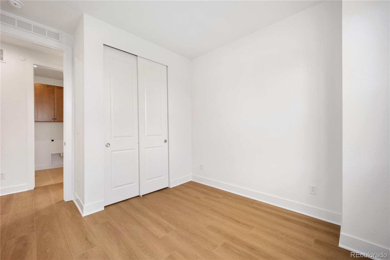 MLS Image #18 for 10916 e hinsdale circle,englewood, Colorado