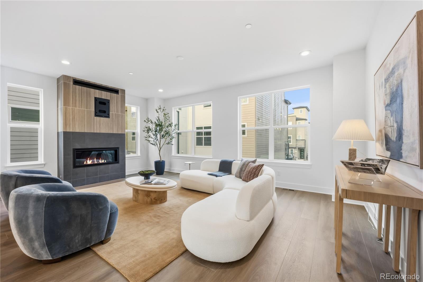 MLS Image #3 for 10916 e hinsdale circle,englewood, Colorado