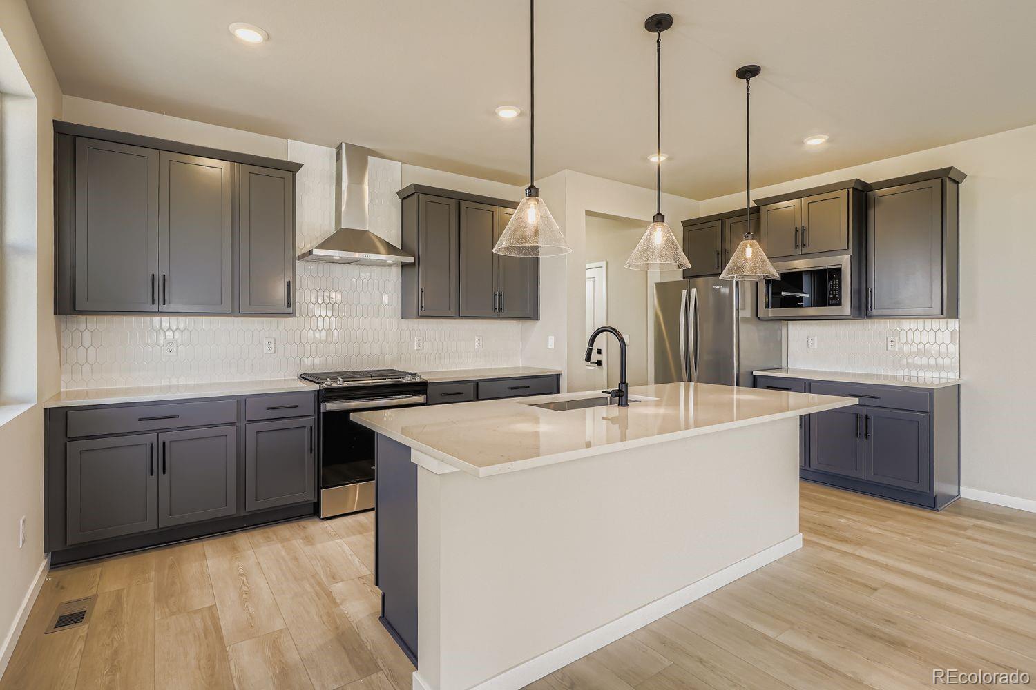 MLS Image #6 for 42954  colonial trail ,elizabeth, Colorado
