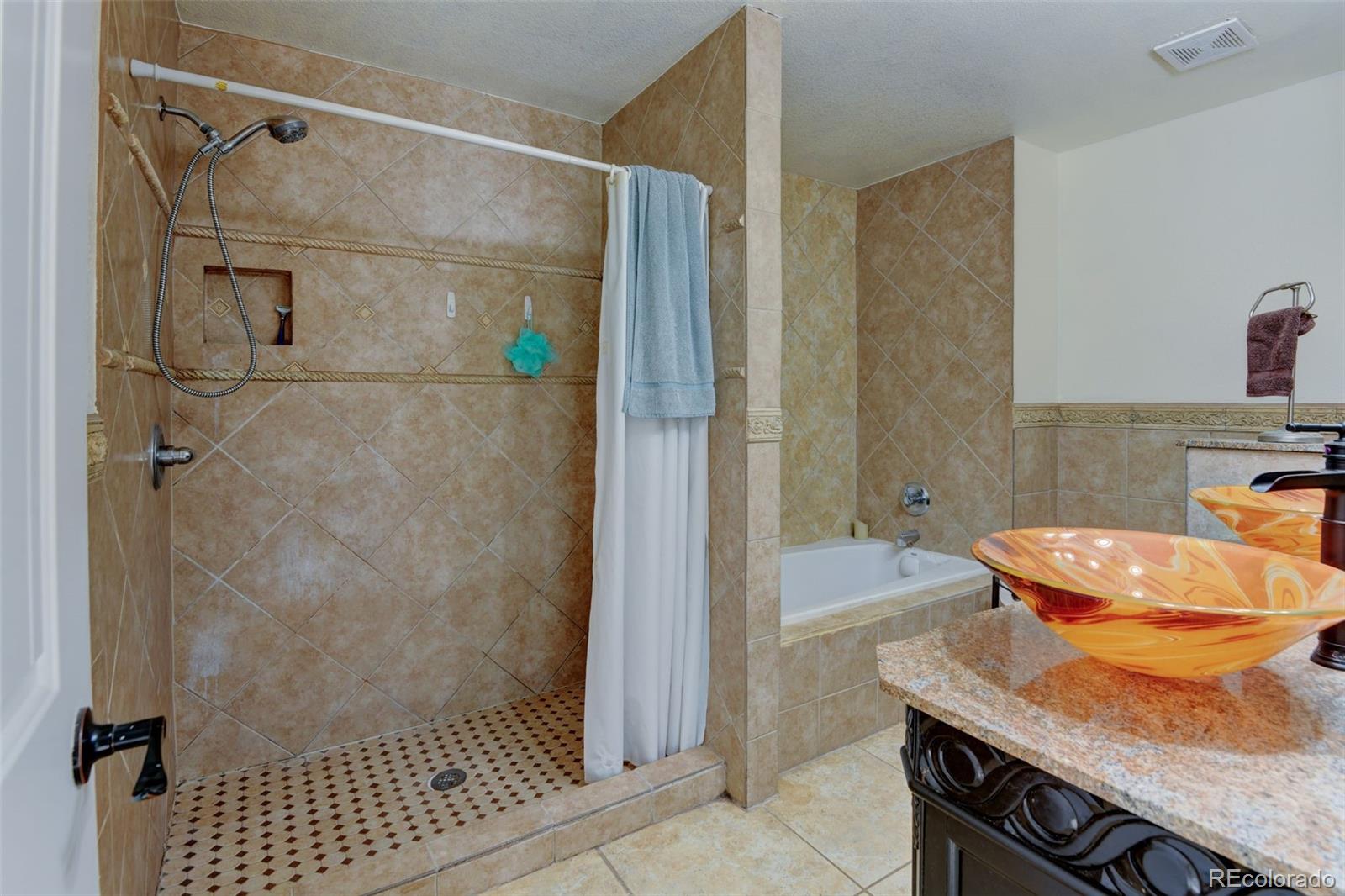 MLS Image #19 for 5555  perth court,denver, Colorado