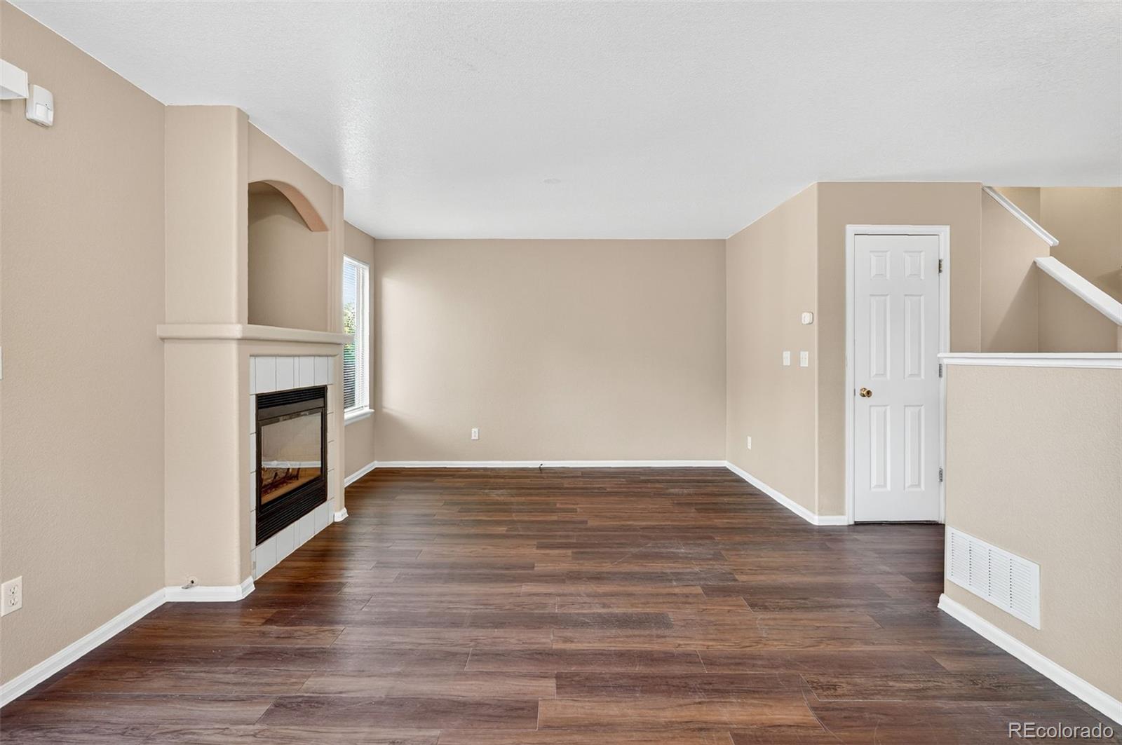 MLS Image #15 for 14330 e elk drive,denver, Colorado