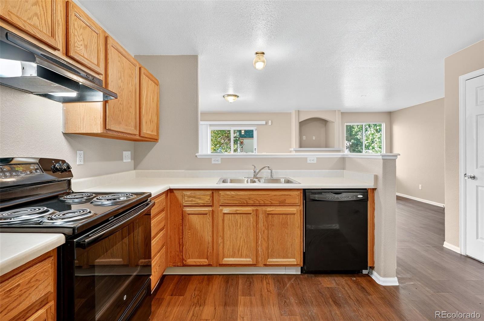 MLS Image #3 for 14330 e elk drive,denver, Colorado