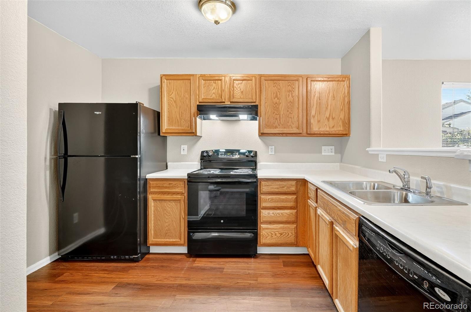 MLS Image #4 for 14330 e elk drive,denver, Colorado