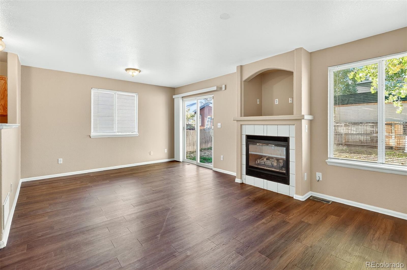 MLS Image #9 for 14330 e elk drive,denver, Colorado