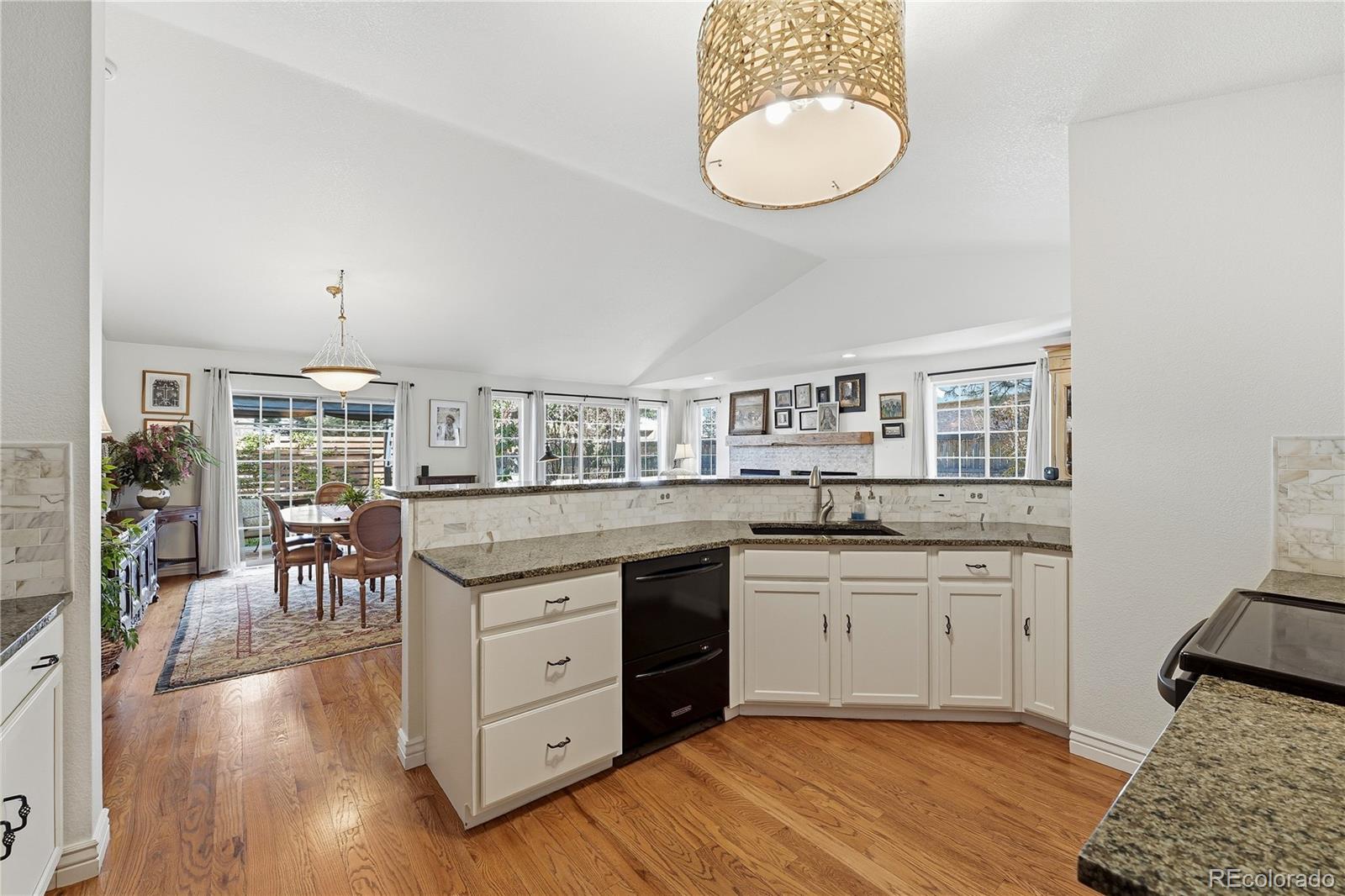 MLS Image #10 for 6422 s dallas court ,englewood, Colorado