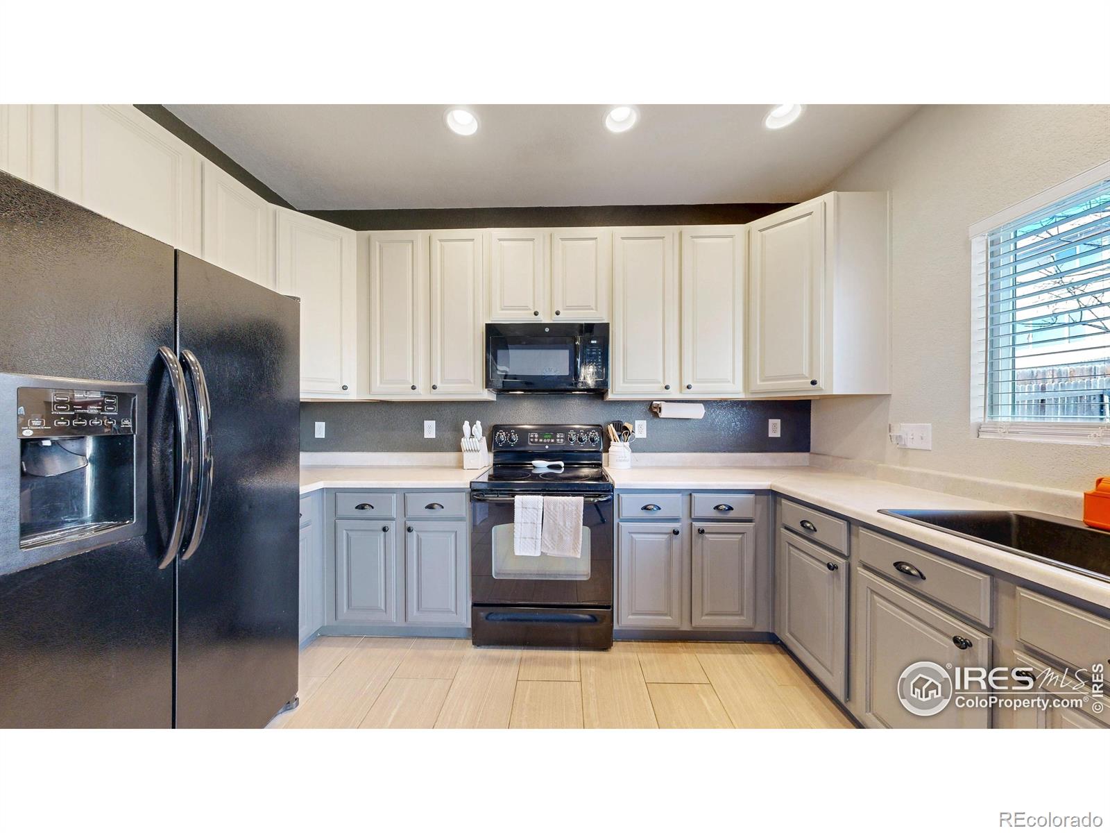 MLS Image #10 for 12951  syracuse street,thornton, Colorado