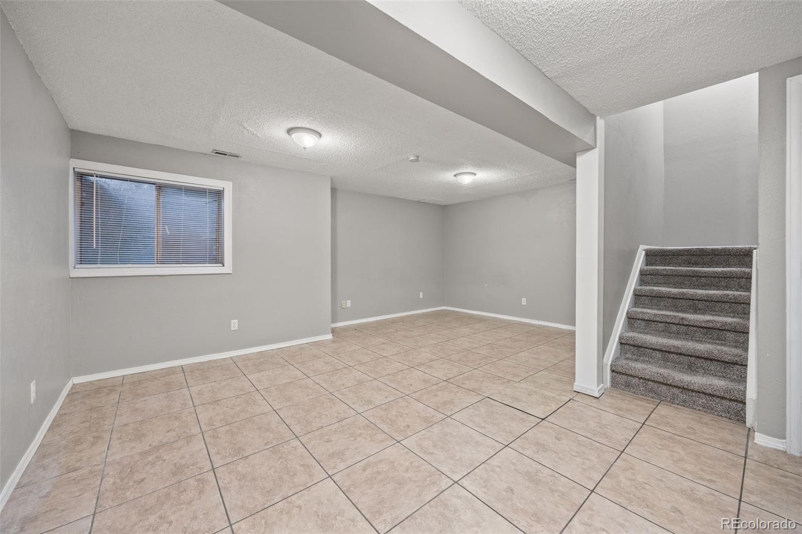 MLS Image #15 for 8782  carr loop,arvada, Colorado