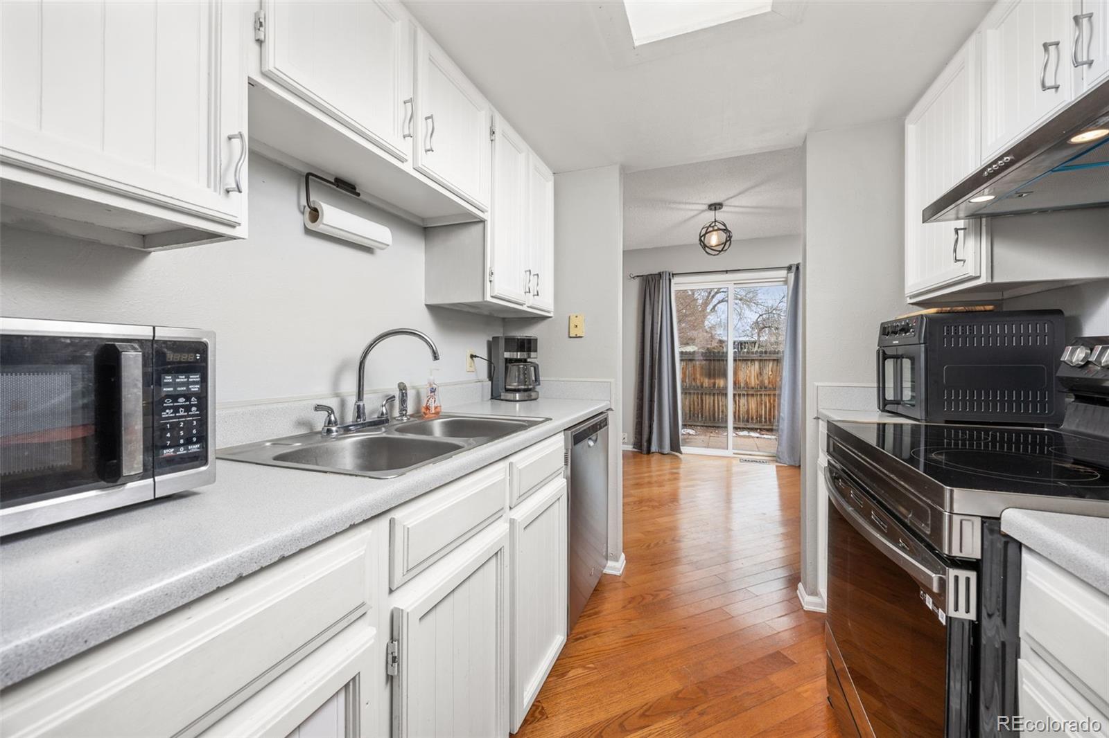 MLS Image #4 for 8782  carr loop,arvada, Colorado