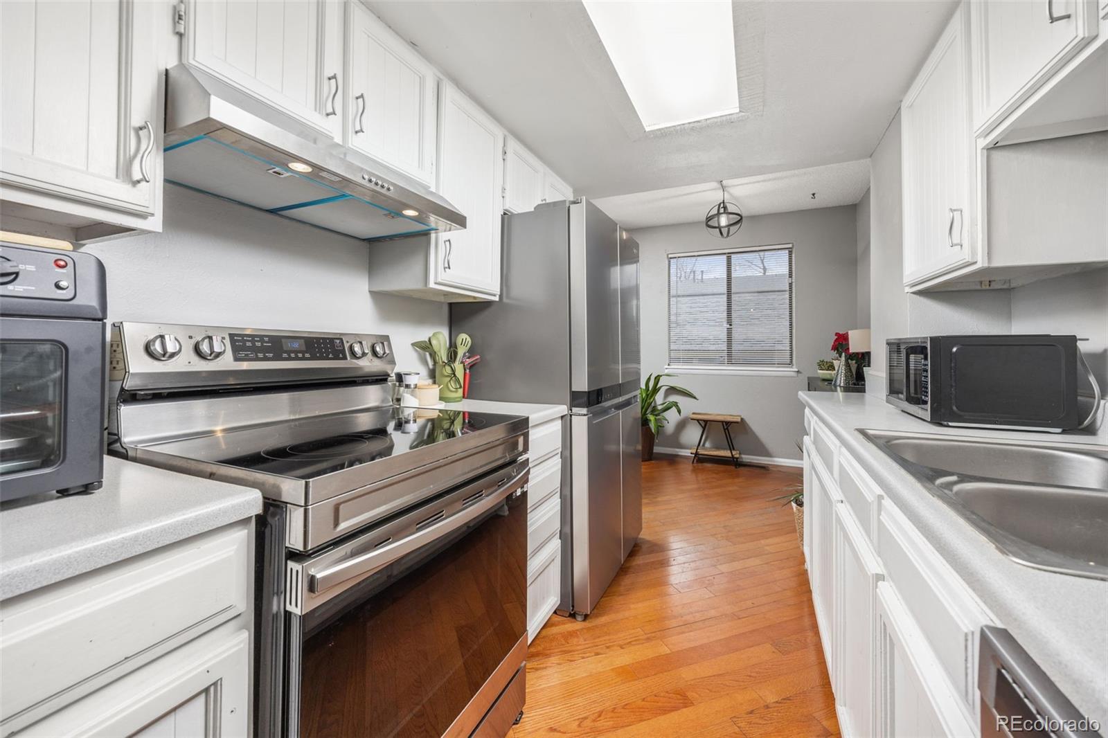 MLS Image #5 for 8782  carr loop,arvada, Colorado