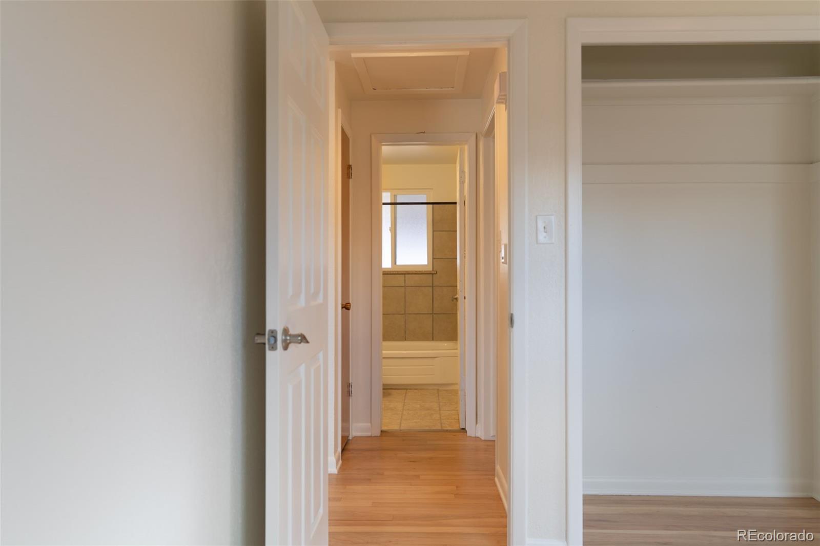 MLS Image #13 for 8268  loretta drive,denver, Colorado