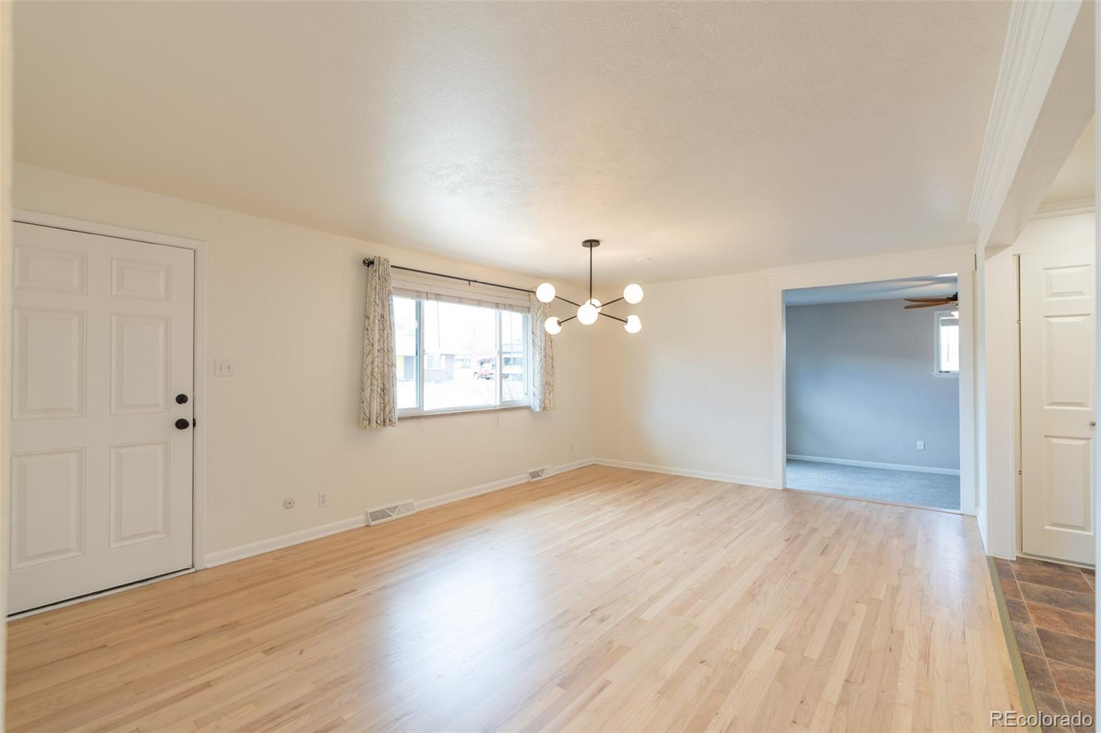 MLS Image #15 for 8268  loretta drive,denver, Colorado