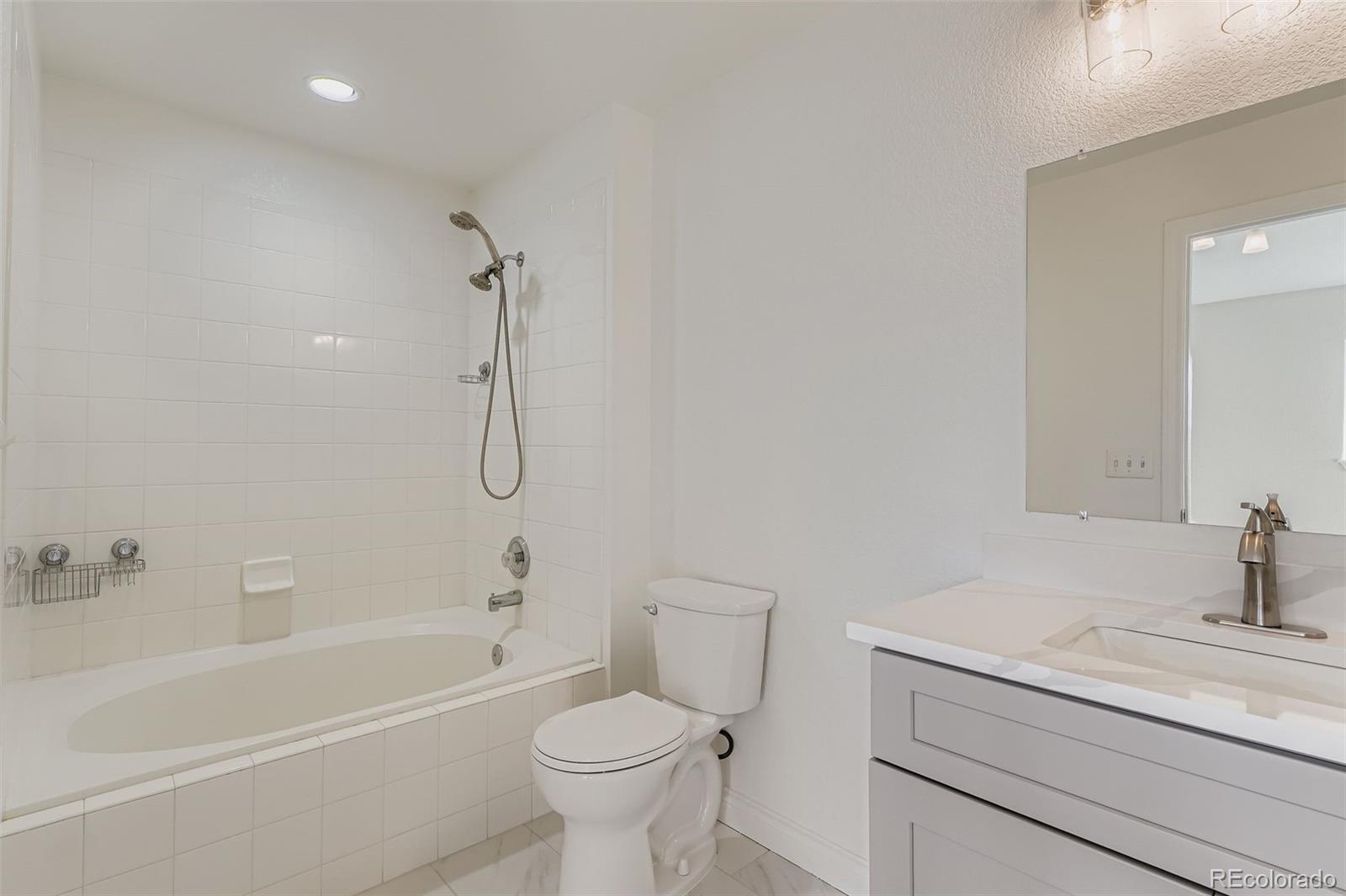 MLS Image #20 for 8376 s garland way,littleton, Colorado