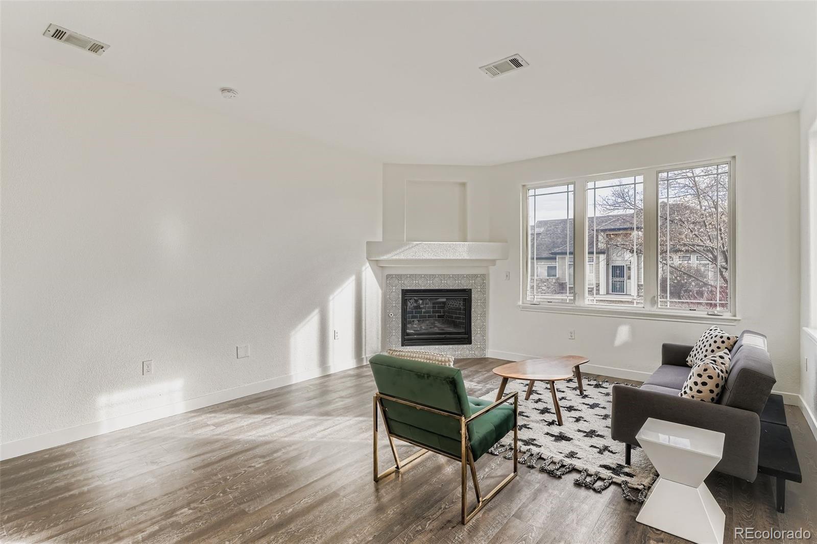 MLS Image #3 for 8376 s garland way,littleton, Colorado