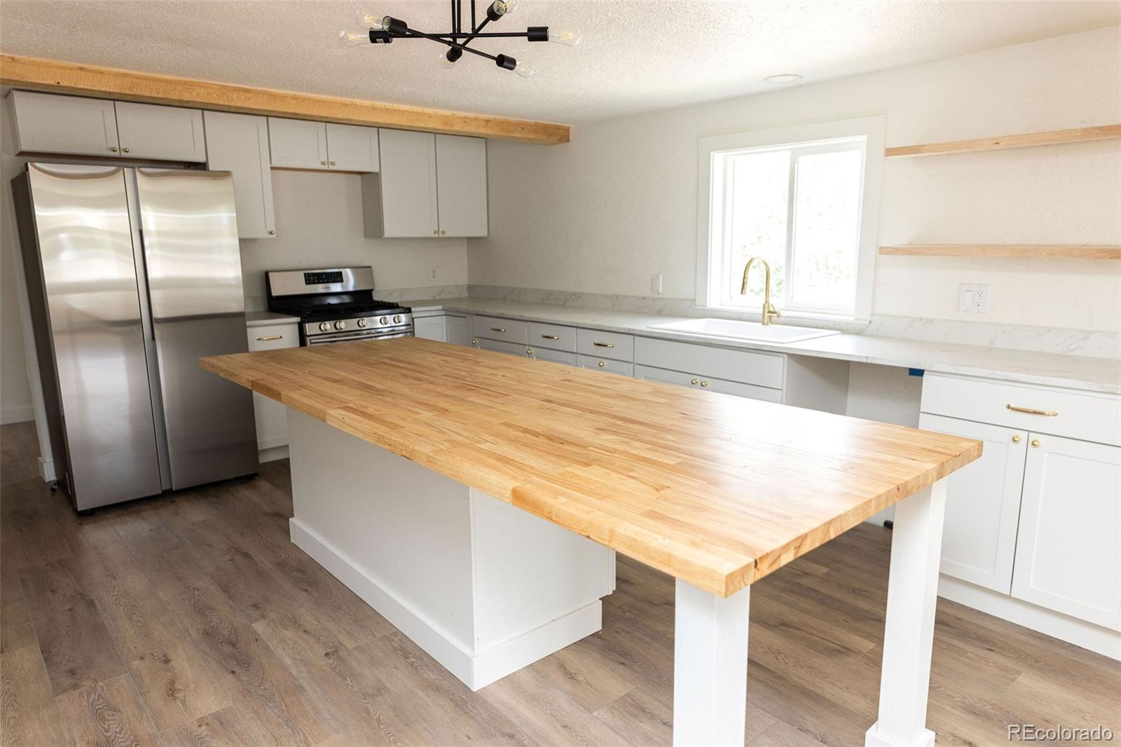 MLS Image #10 for 379  2nd street street,center, Colorado