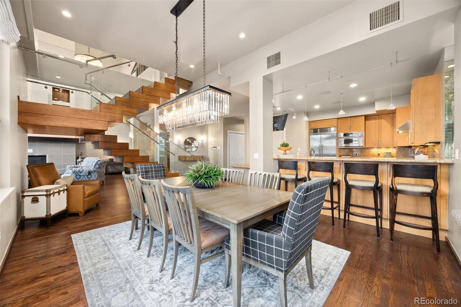 MLS Image #11 for 1800  lawrence street 505,denver, Colorado