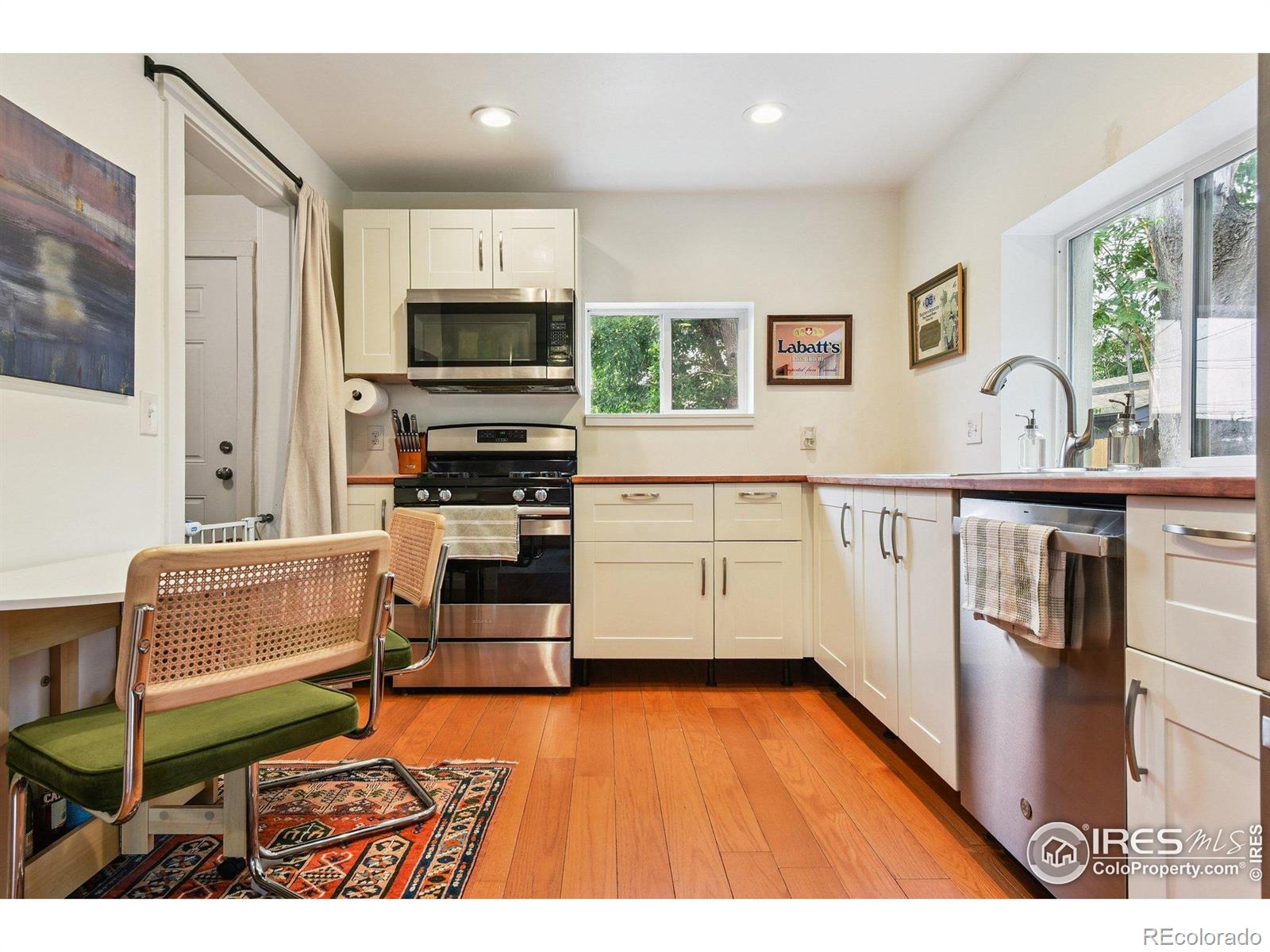 MLS Image #12 for 4714  leaf court,denver, Colorado