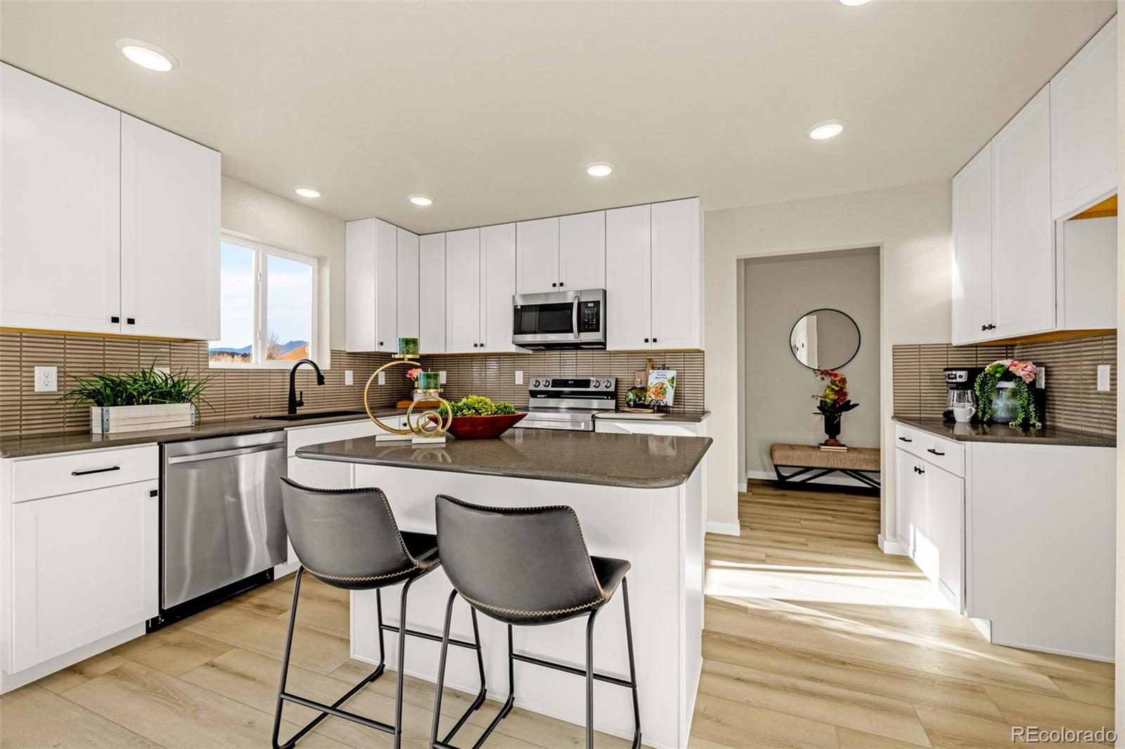 MLS Image #9 for 701  littlebear  ,colorado springs, Colorado