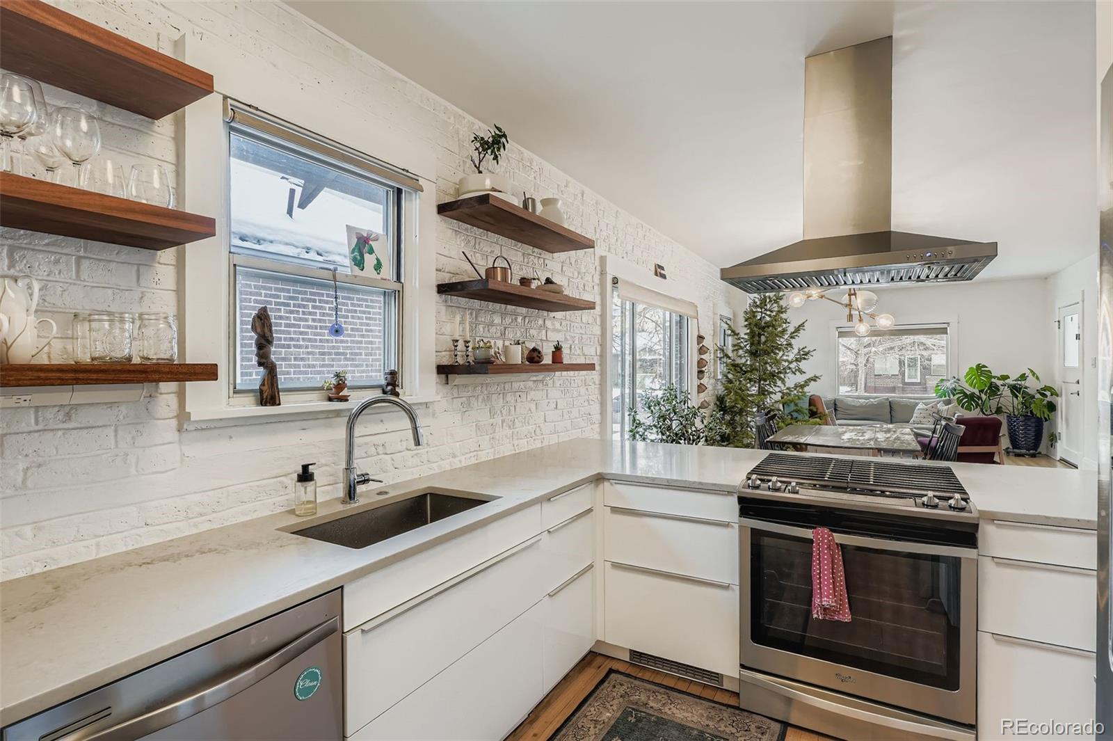 MLS Image #15 for 3216  vine street,denver, Colorado