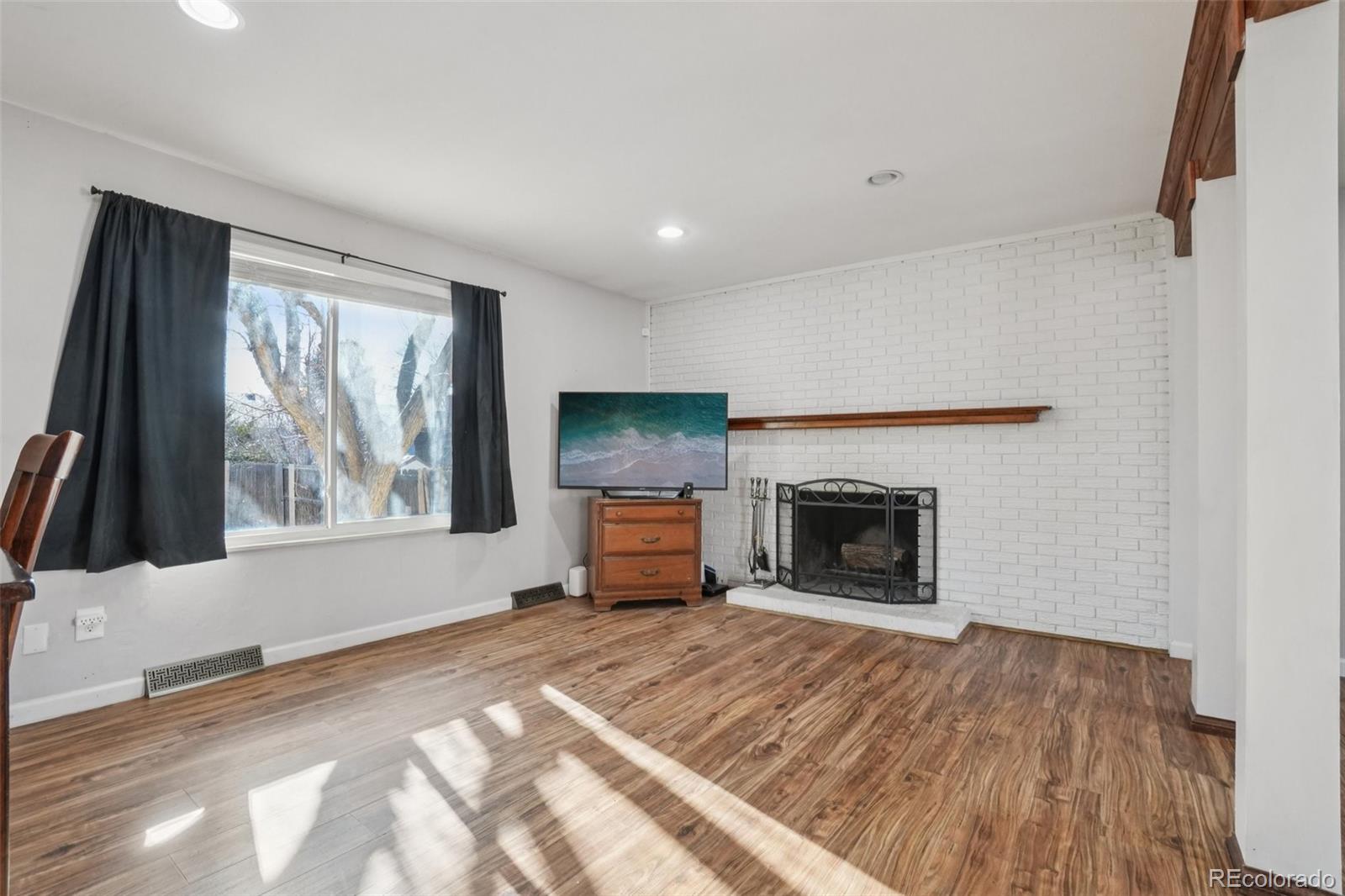 MLS Image #7 for 16646 e rice circle,aurora, Colorado