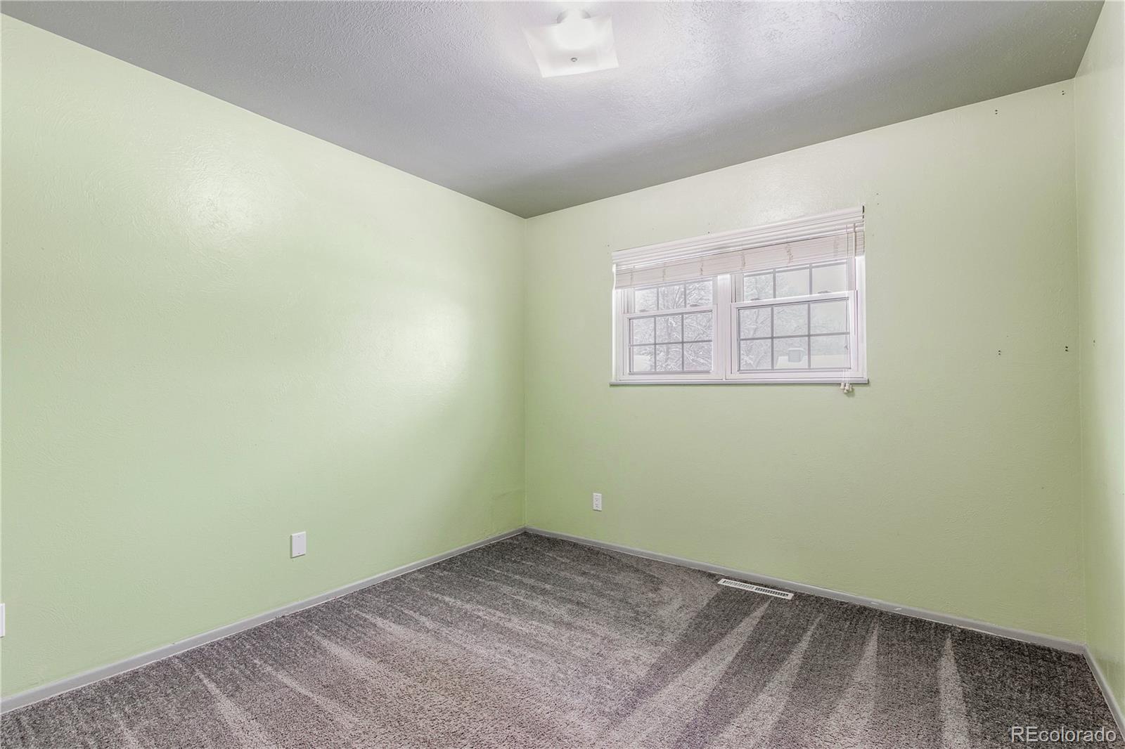MLS Image #13 for 914  arrawanna street,colorado springs, Colorado