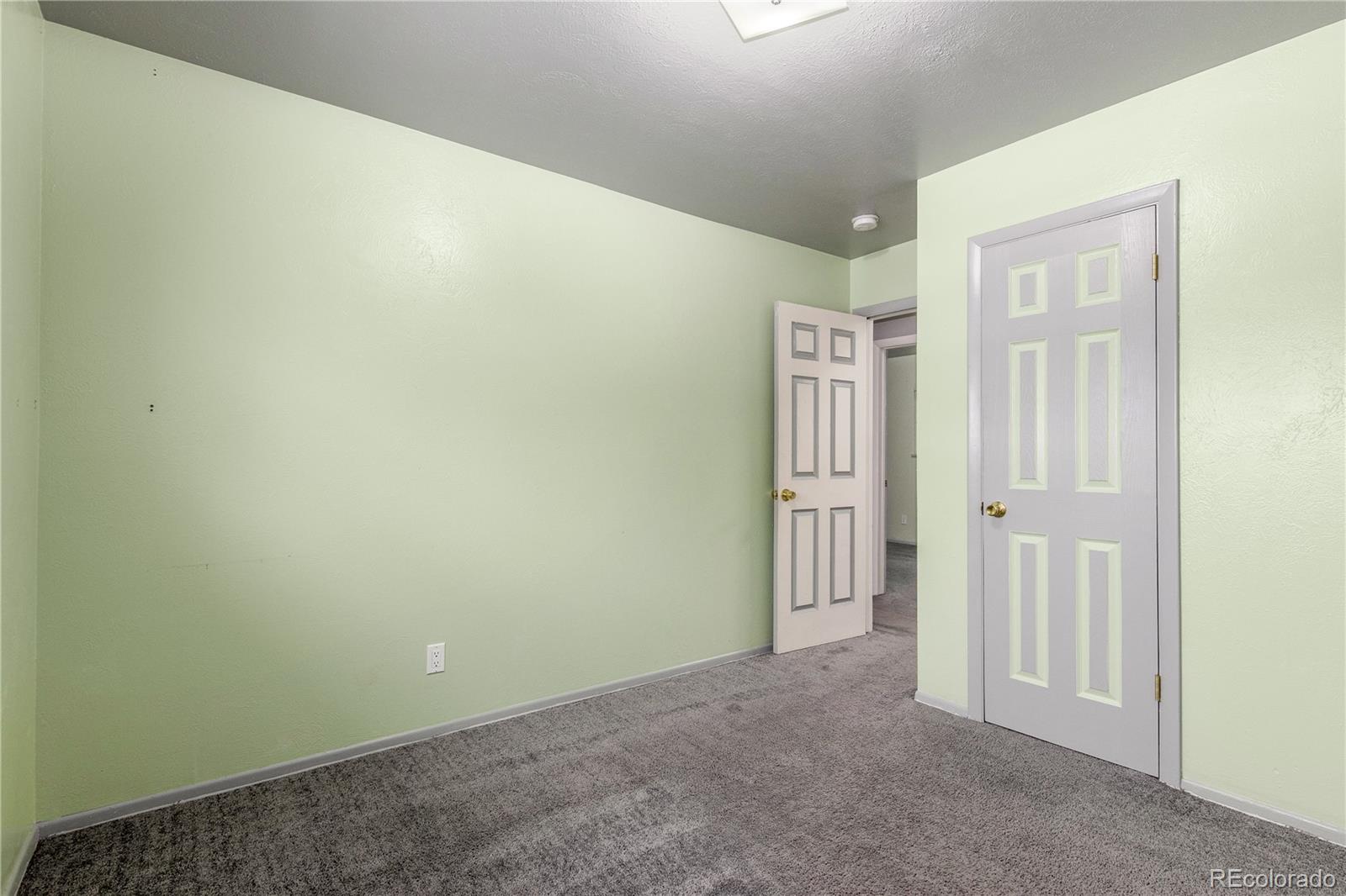 MLS Image #14 for 914  arrawanna street,colorado springs, Colorado
