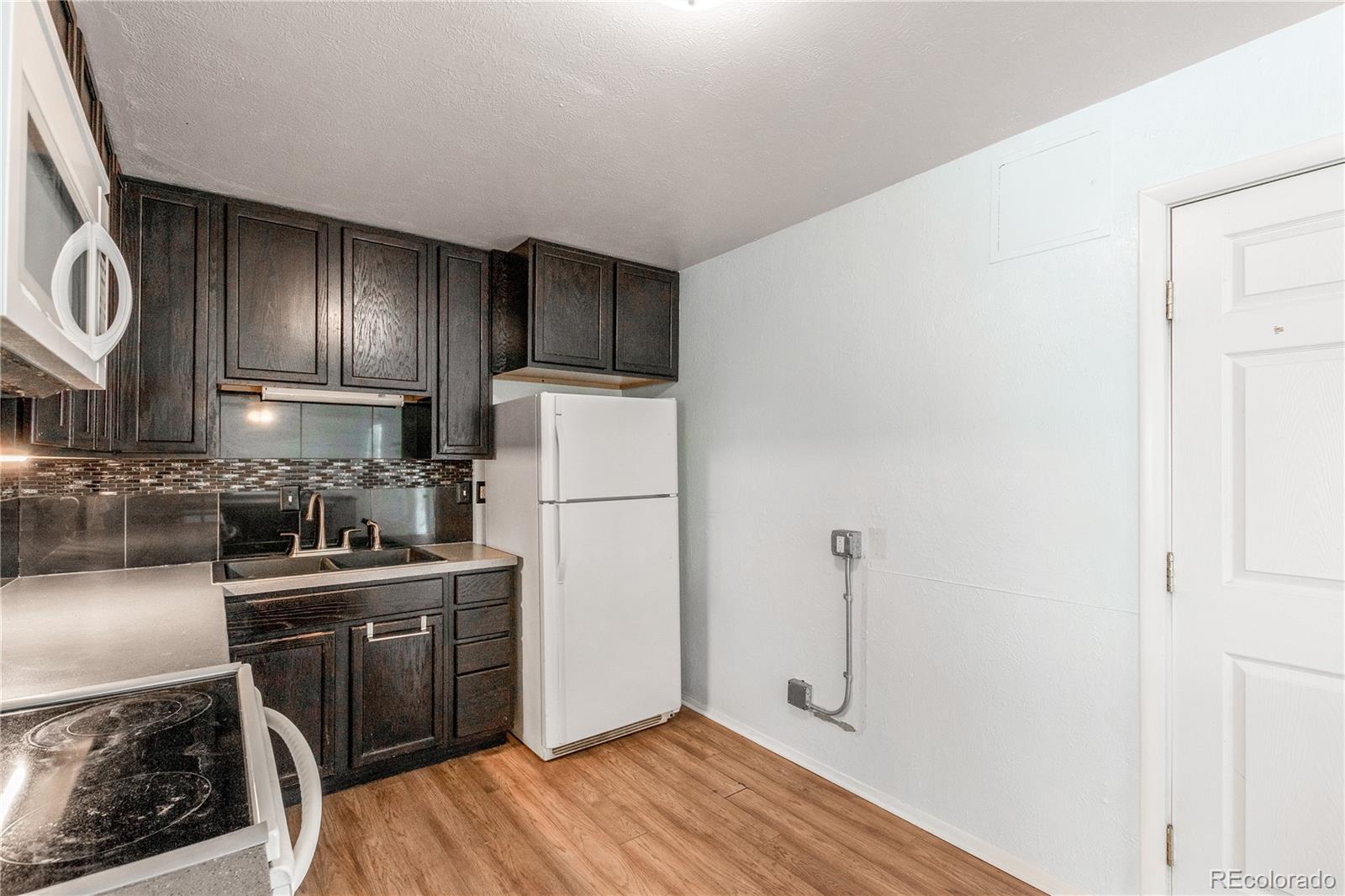 MLS Image #7 for 914  arrawanna street,colorado springs, Colorado