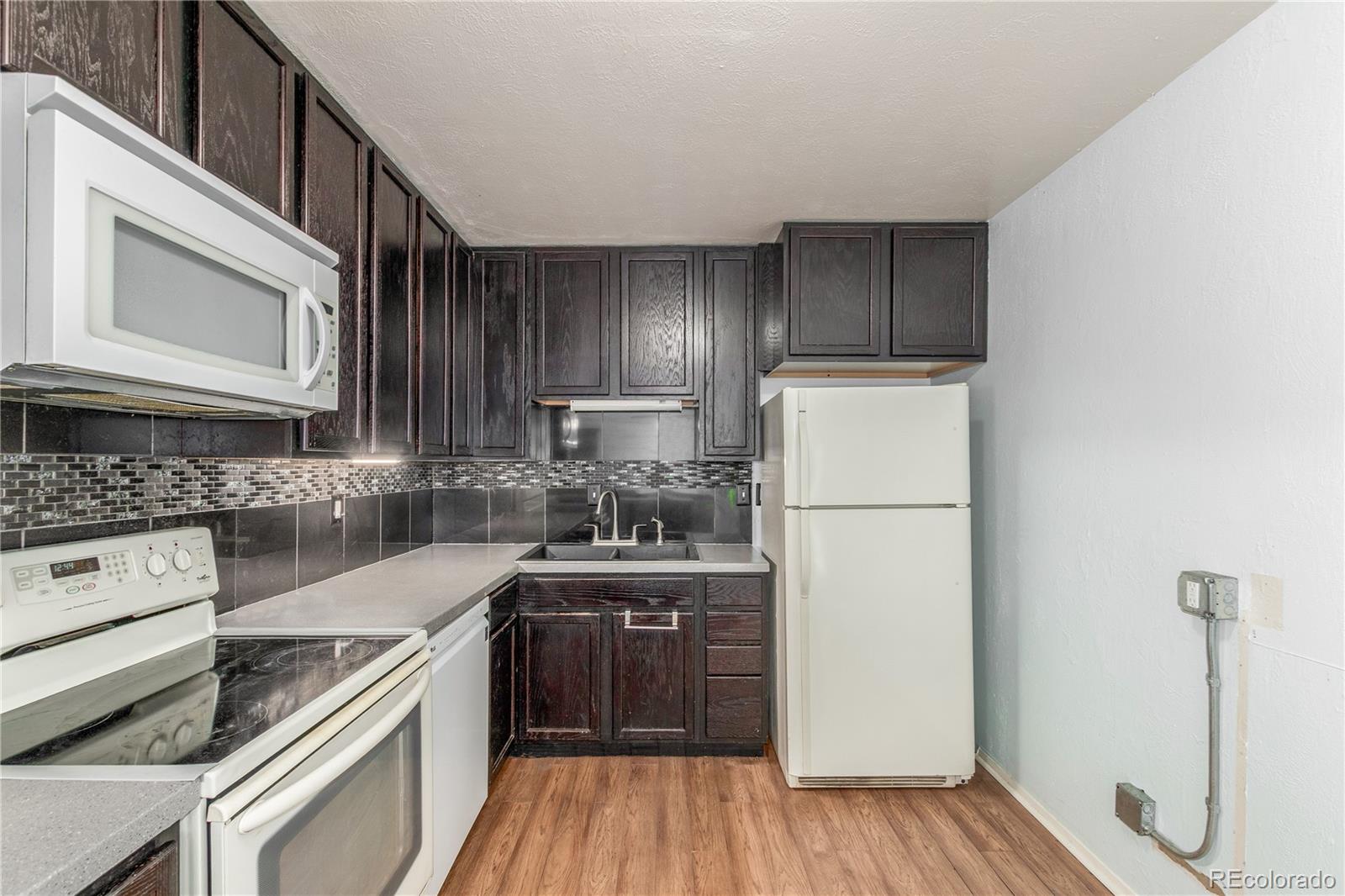 MLS Image #8 for 914  arrawanna street,colorado springs, Colorado
