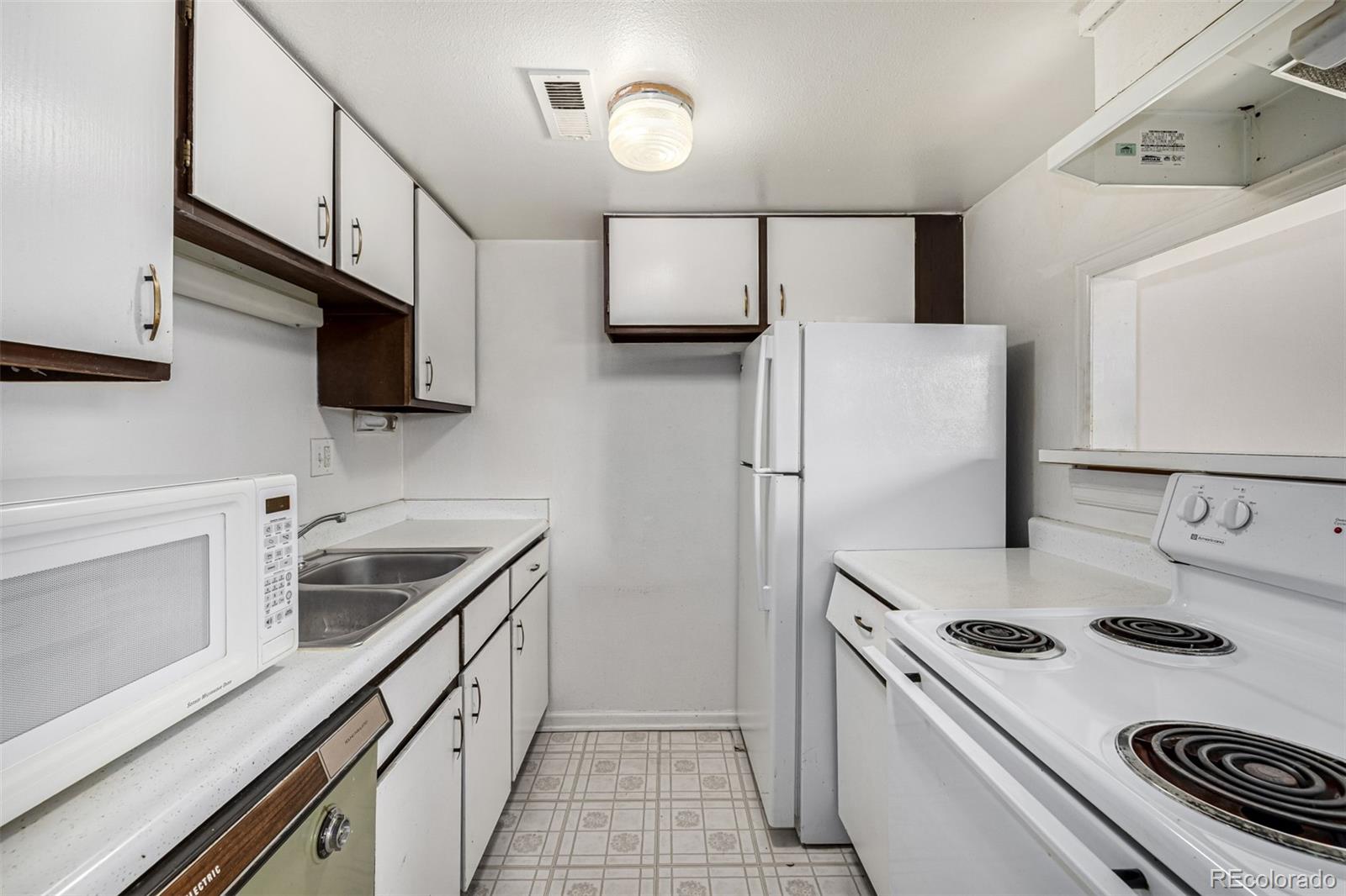 MLS Image #9 for 9100 e girard avenue 3,denver, Colorado
