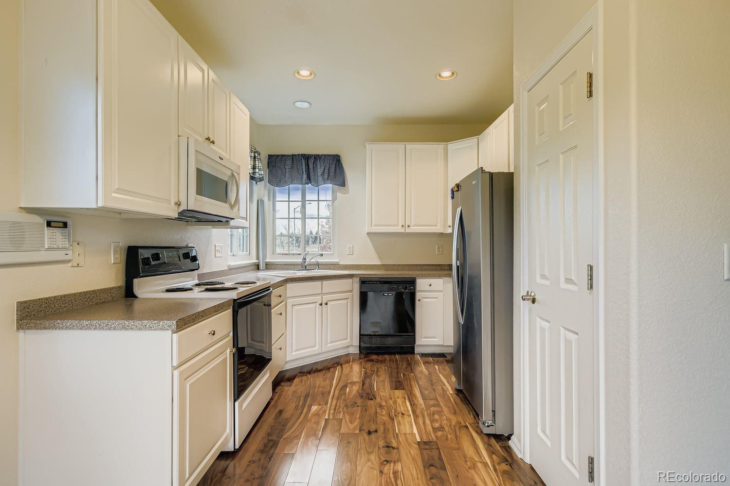 MLS Image #13 for 13689  boulder point,broomfield, Colorado