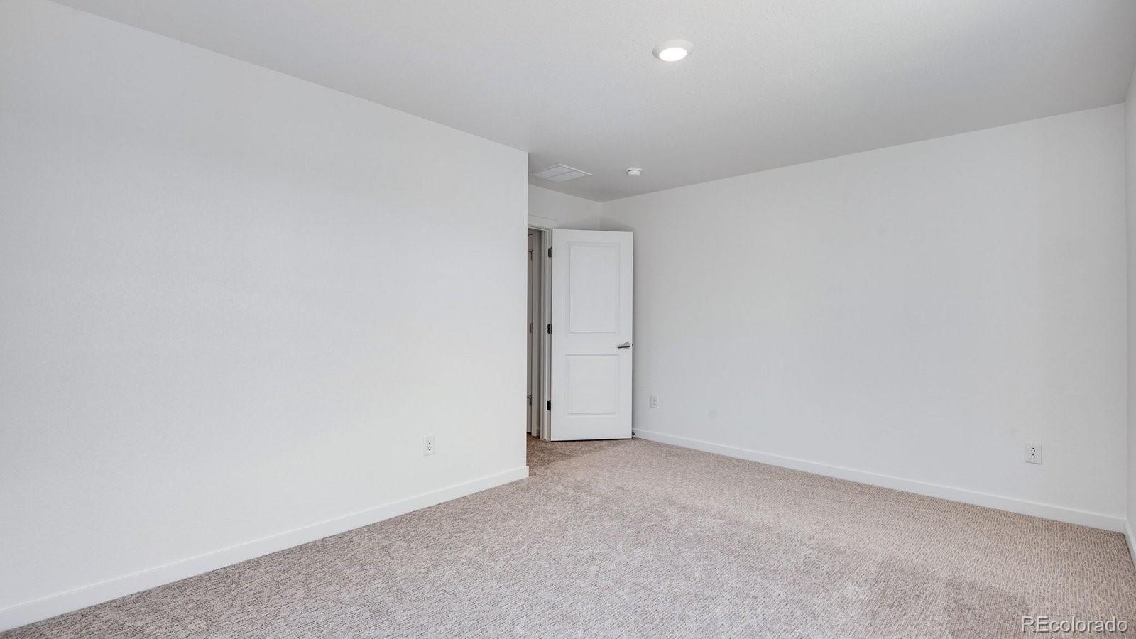 MLS Image #35 for 812 n deer park street,watkins, Colorado