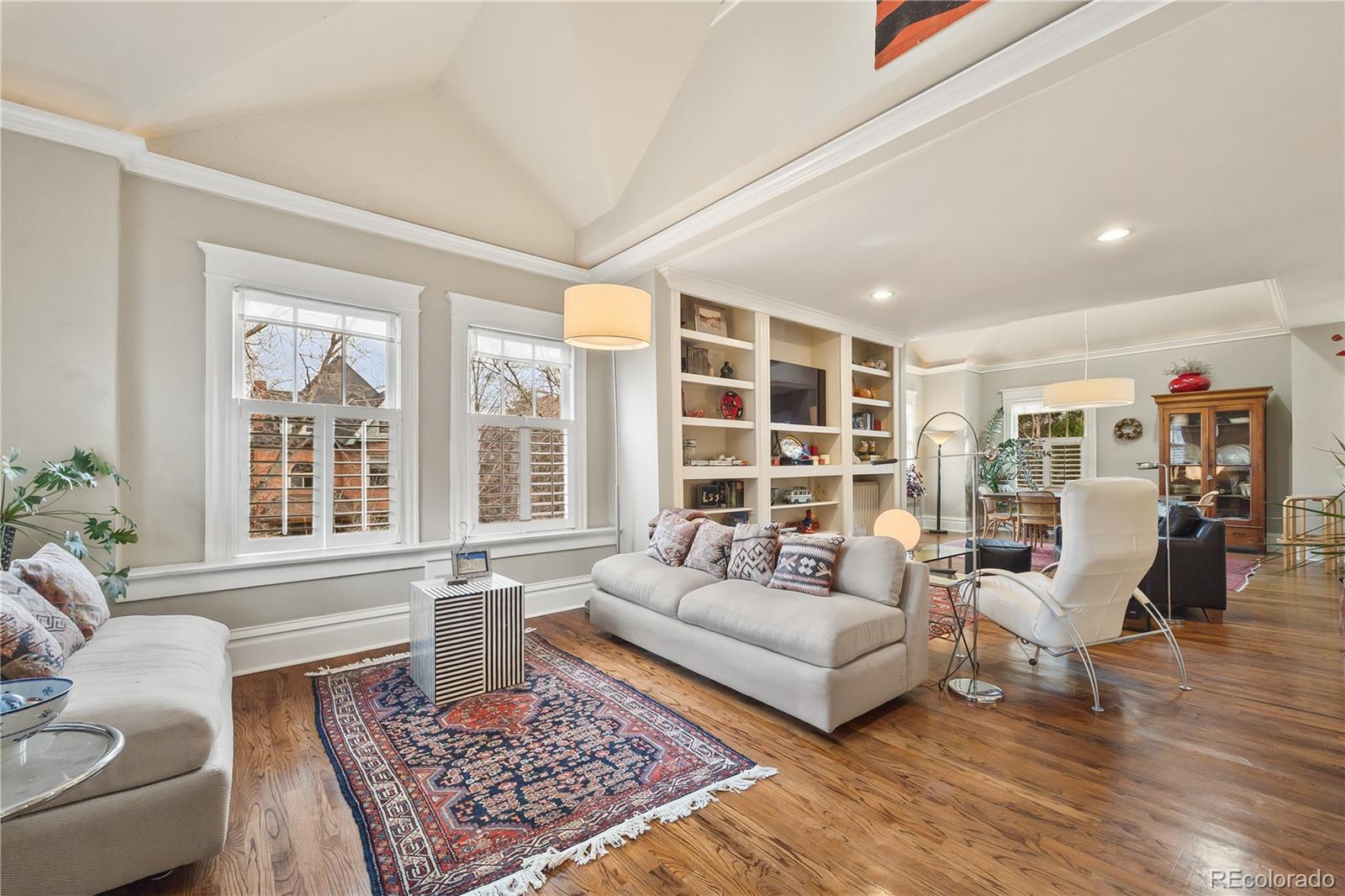 MLS Image #15 for 939 n pearl street c,denver, Colorado