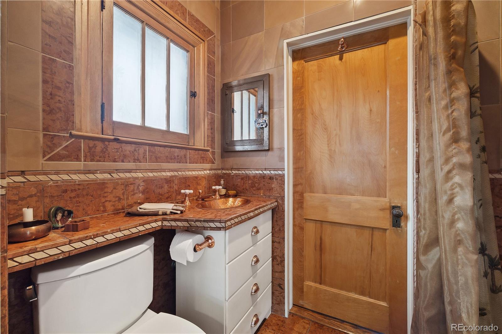 MLS Image #27 for 939 n pearl street c,denver, Colorado