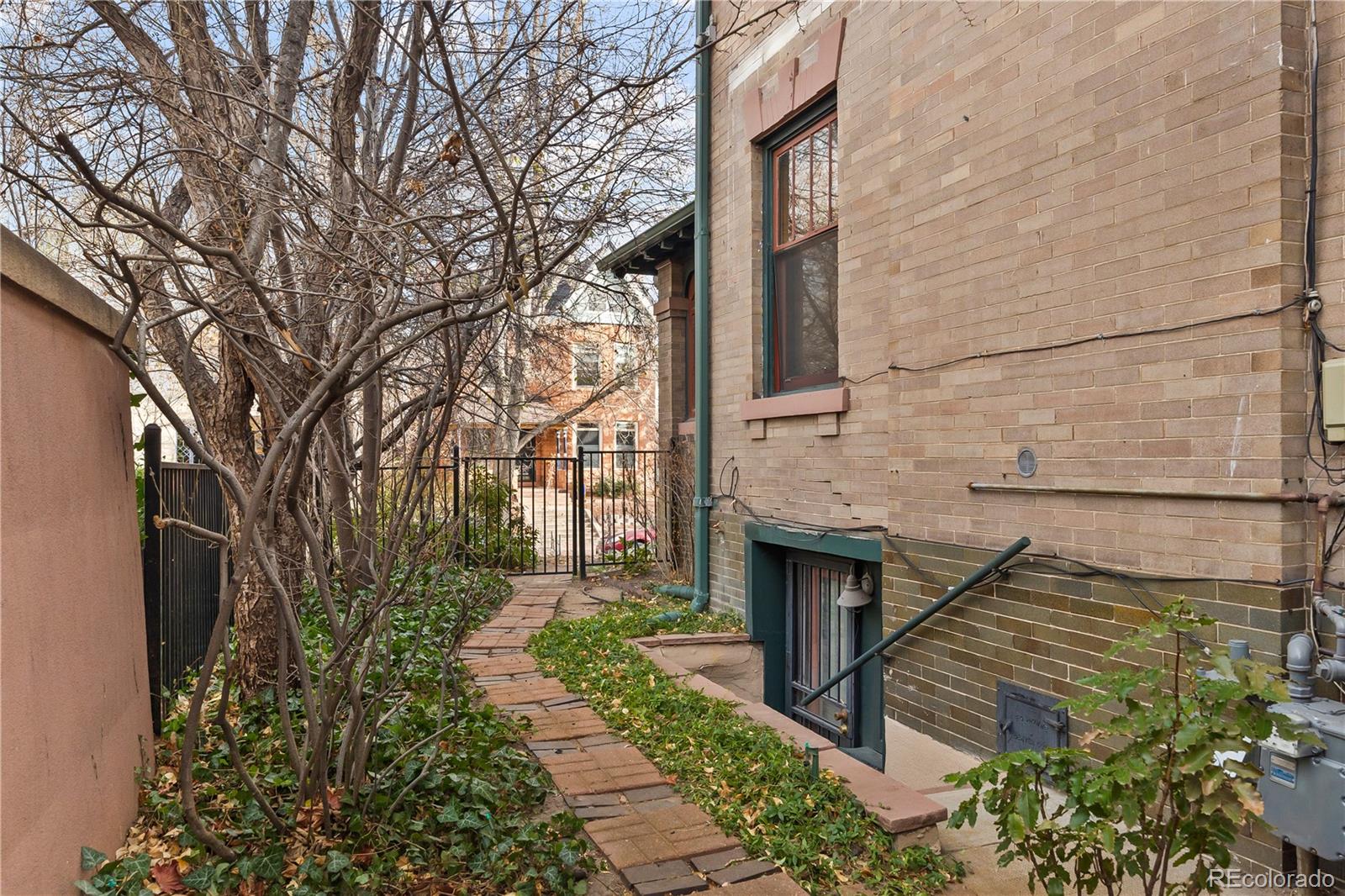 MLS Image #39 for 939 n pearl street c,denver, Colorado