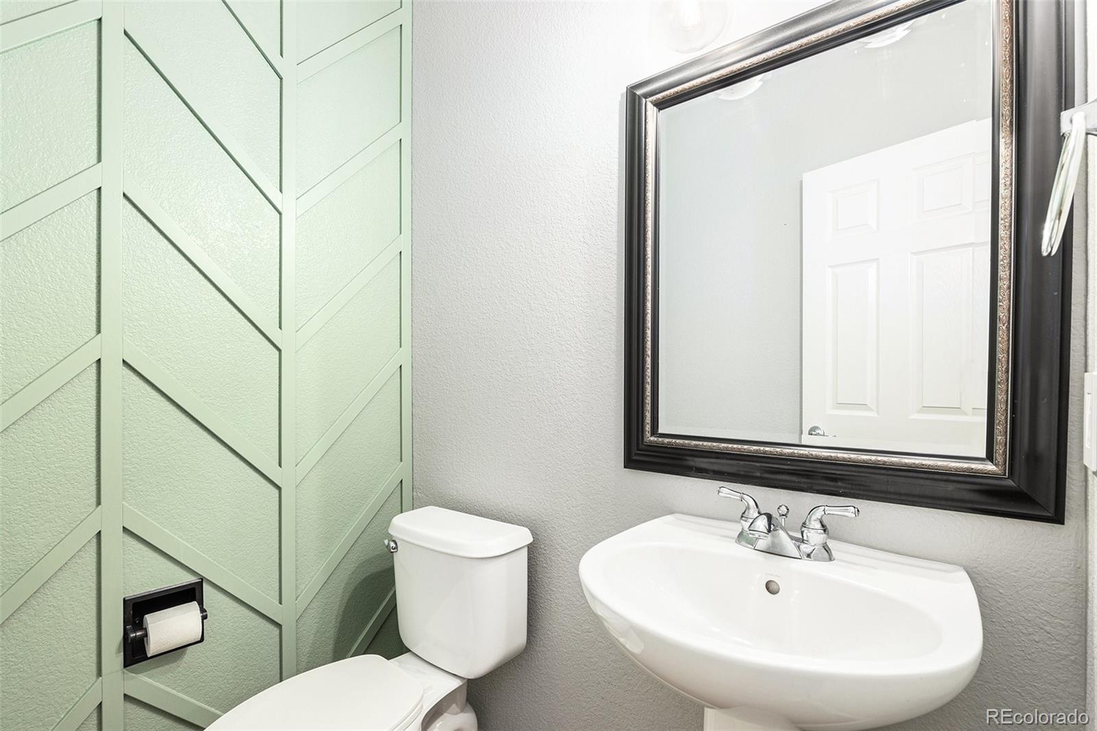 MLS Image #12 for 16494 e 117th avenue,commerce city, Colorado