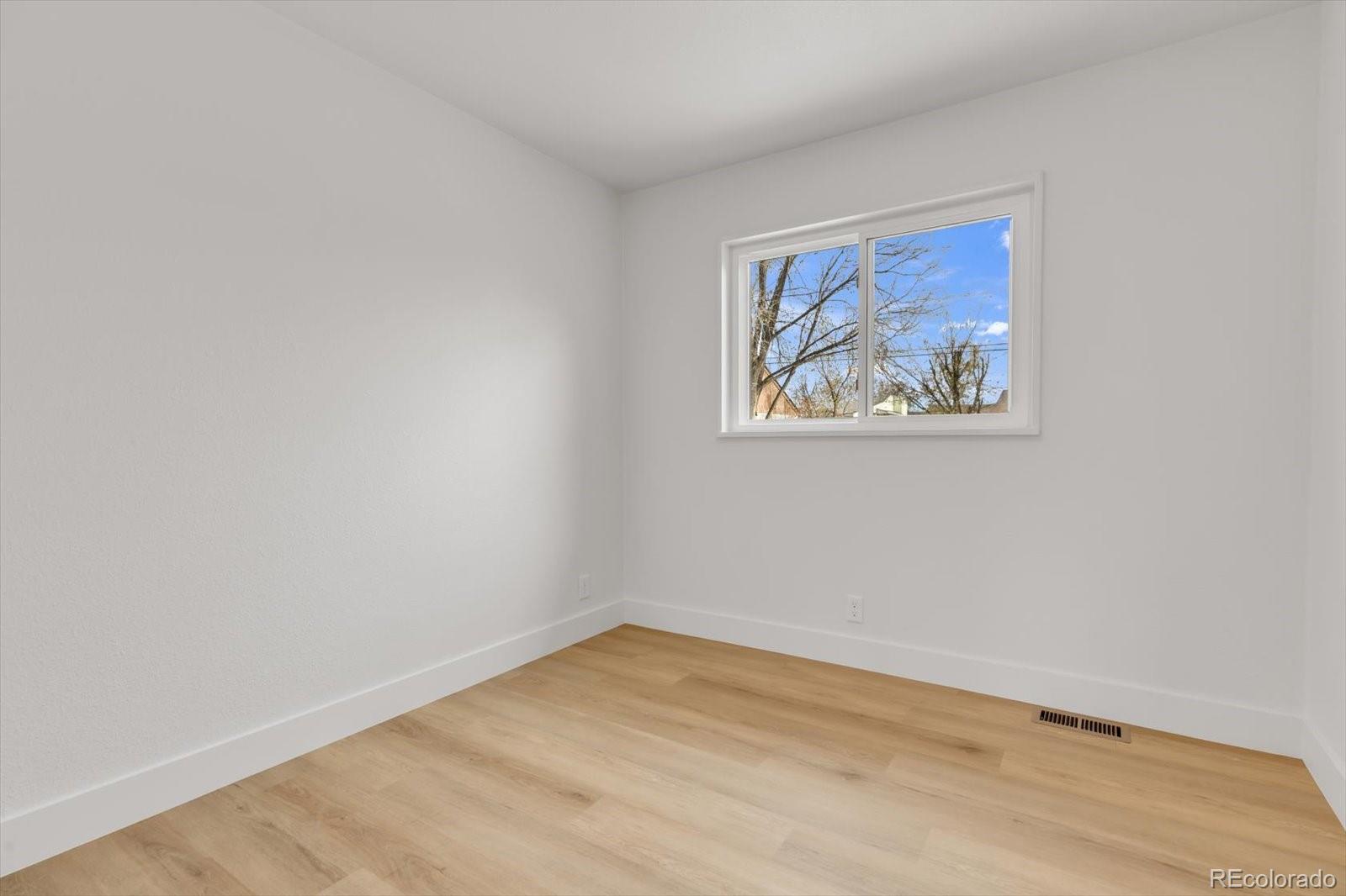 MLS Image #14 for 7800  ladore street,commerce city, Colorado
