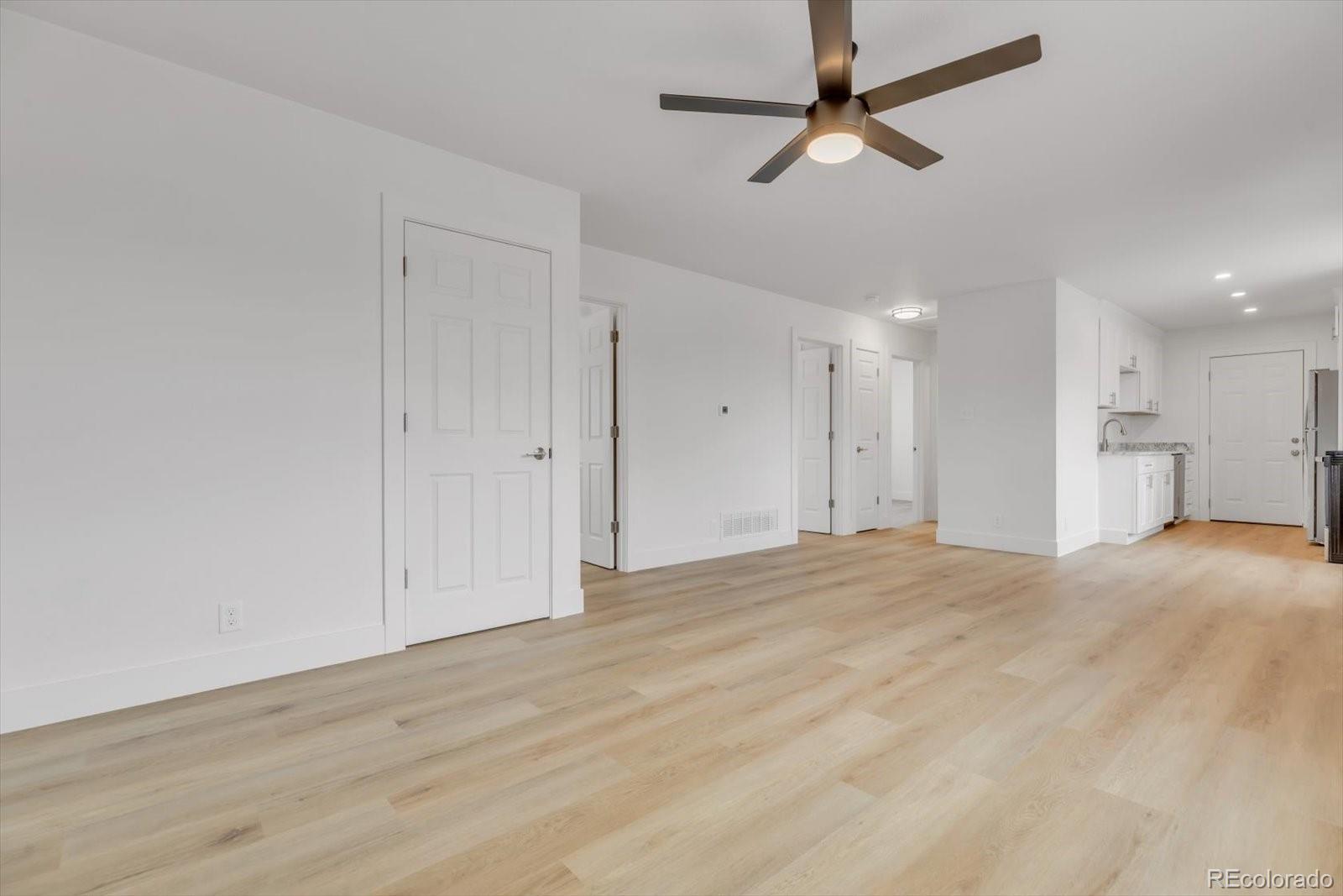 MLS Image #5 for 7800  ladore street,commerce city, Colorado