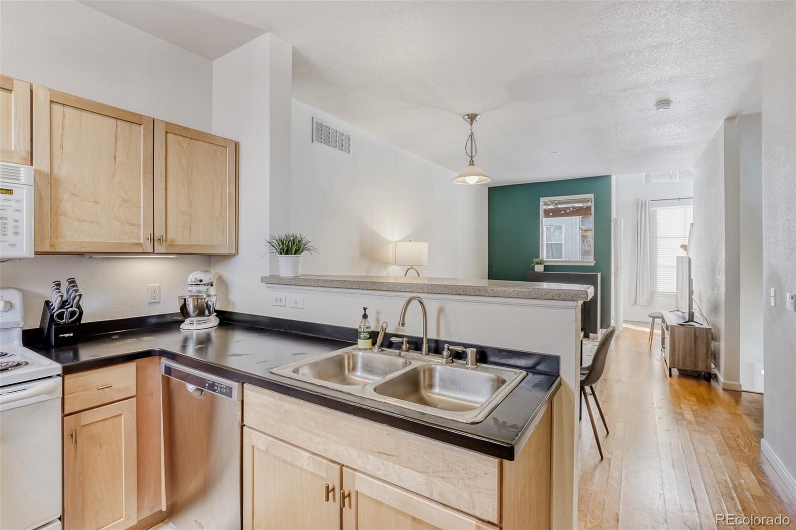 MLS Image #11 for 85  uinta way 702,denver, Colorado