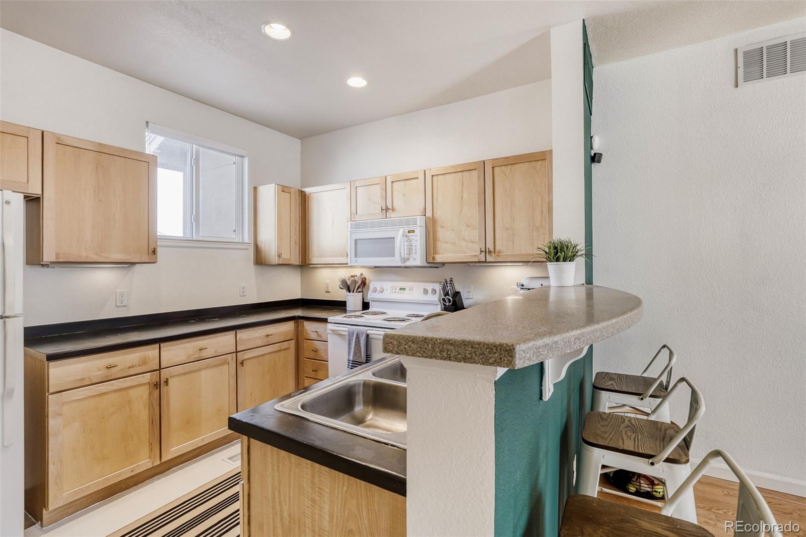 MLS Image #9 for 85  uinta way 702,denver, Colorado
