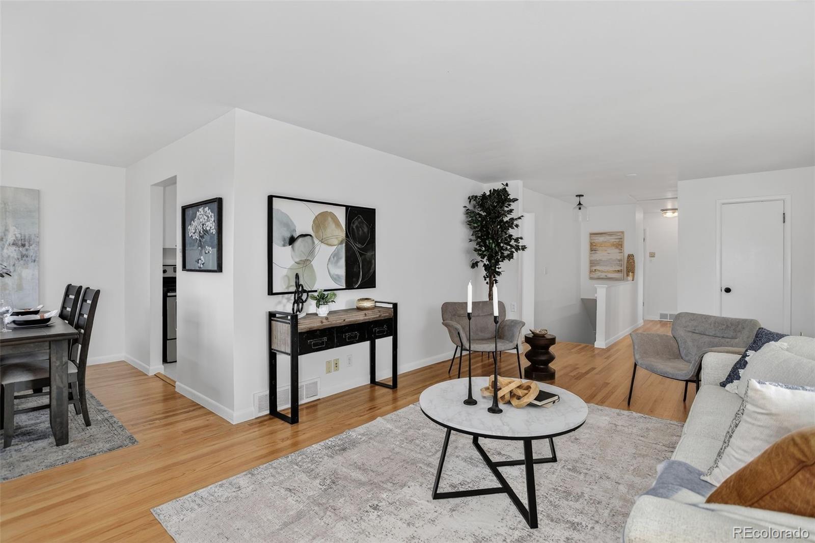 MLS Image #6 for 3000 s madison street,denver, Colorado