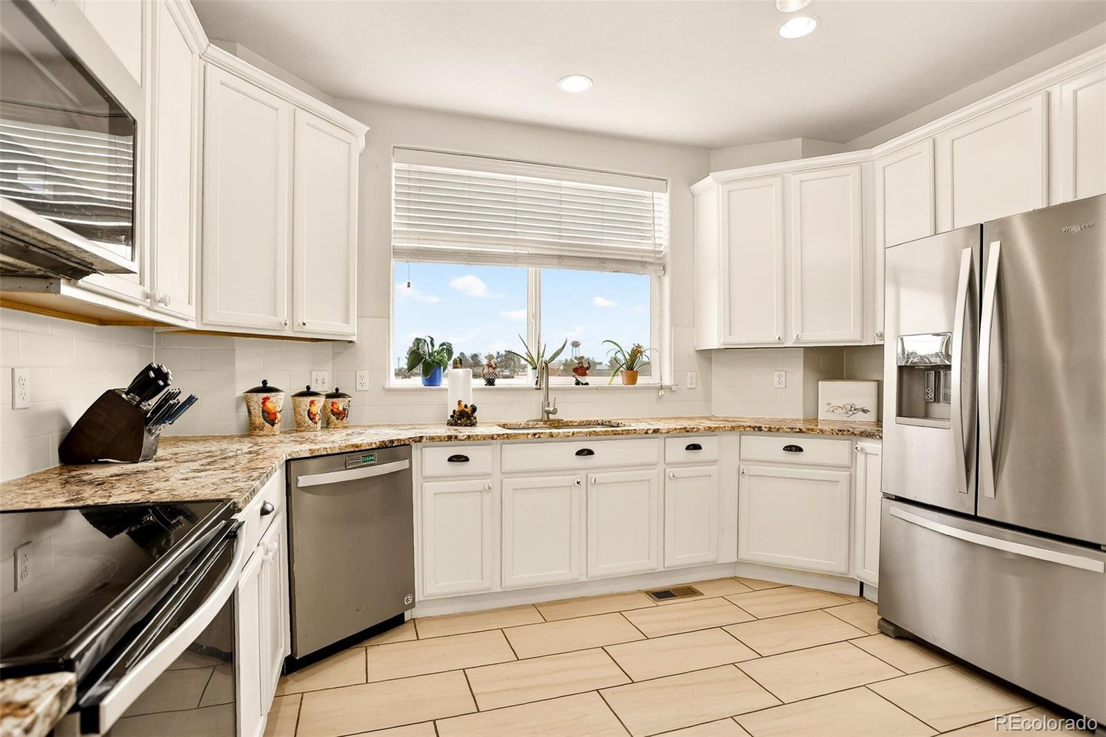 MLS Image #12 for 56788 e 22nd place,strasburg, Colorado